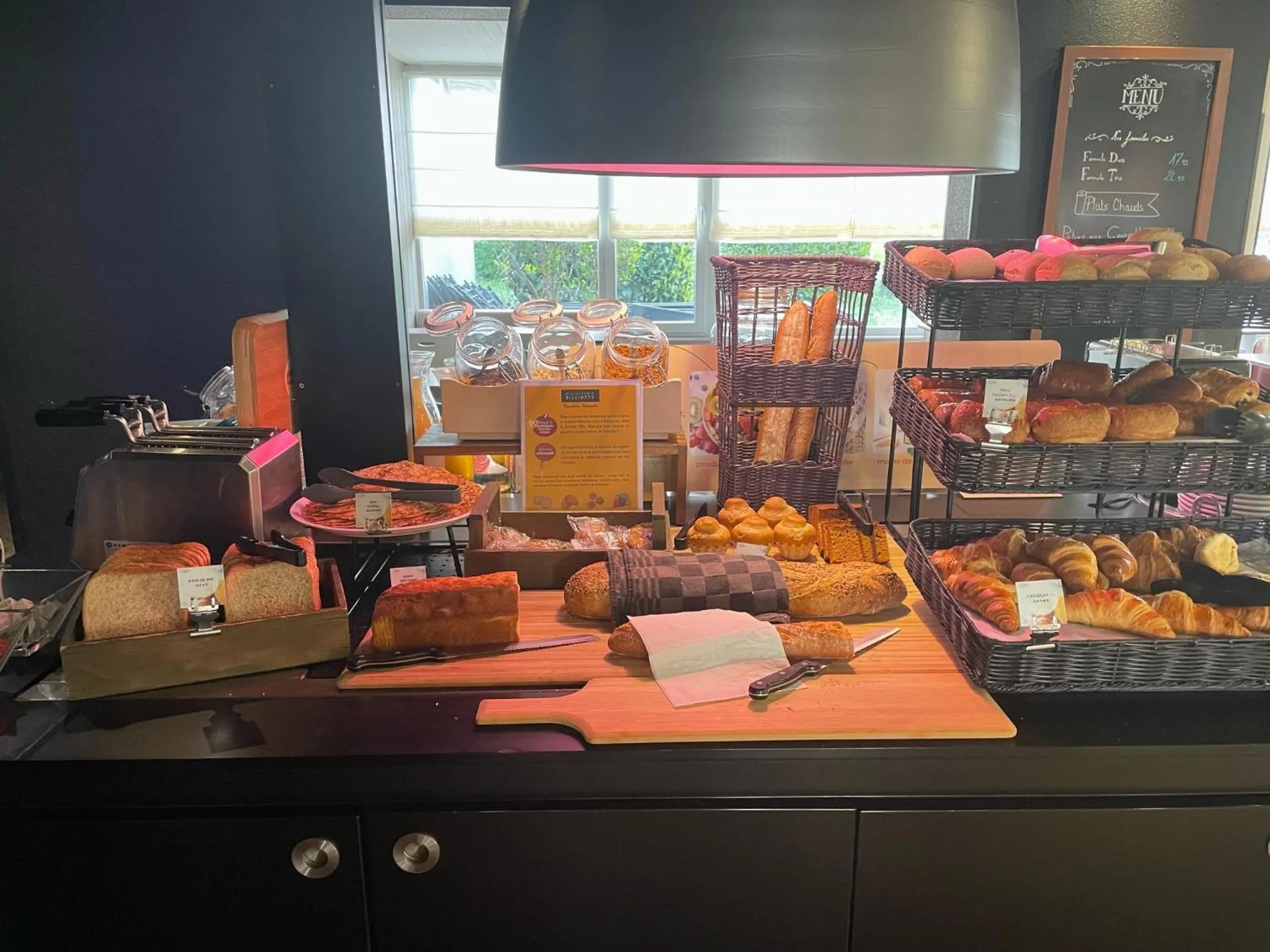 Property building in Campanile Chalon sur Saône