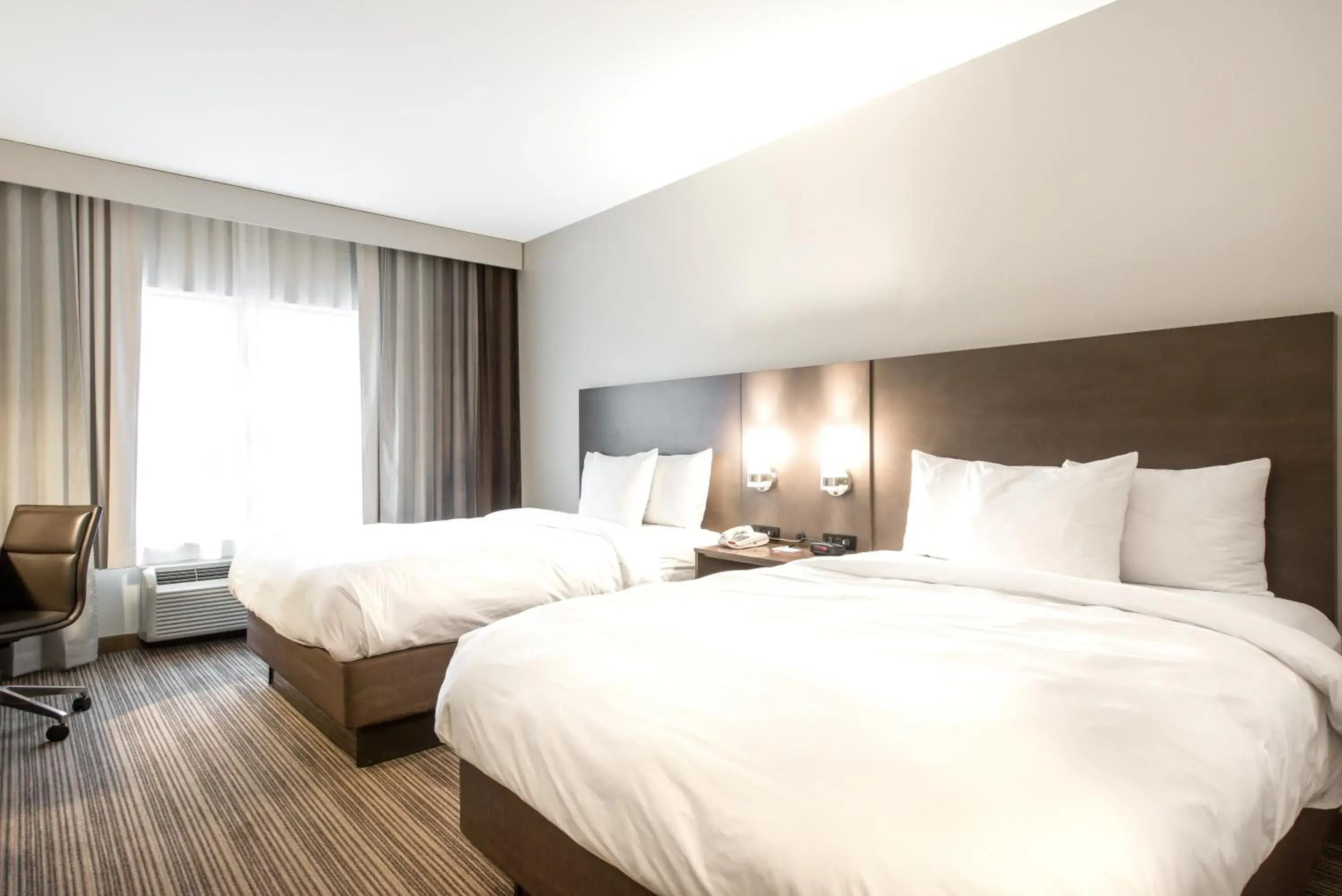 Queen Room with Two Queen Beds - Non-Smoking in Country Inn & Suites by Radisson, Smyrna - Atlanta Northwest Queen Room with Two Queen Beds - Non-Smoking in Country Inn & Suites by Radisson, Smyrna - Atlanta Northwest