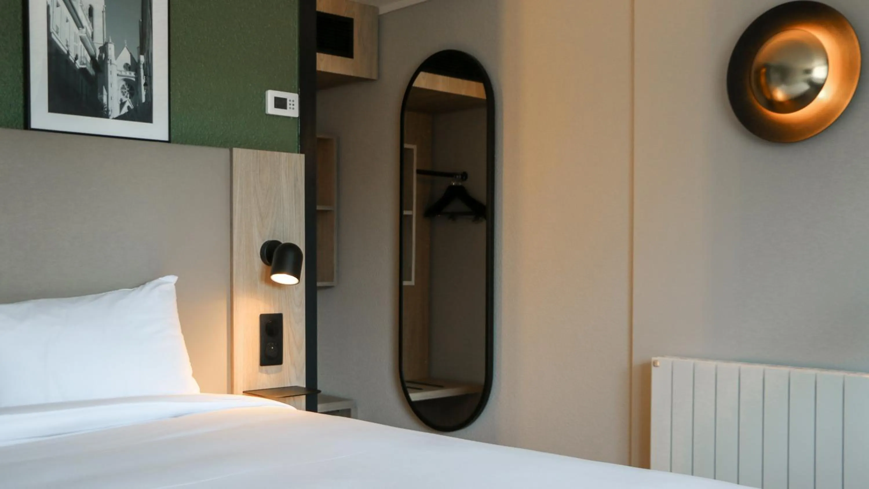 Bed in Campanile PRIME - Lyon Ouest Tassin