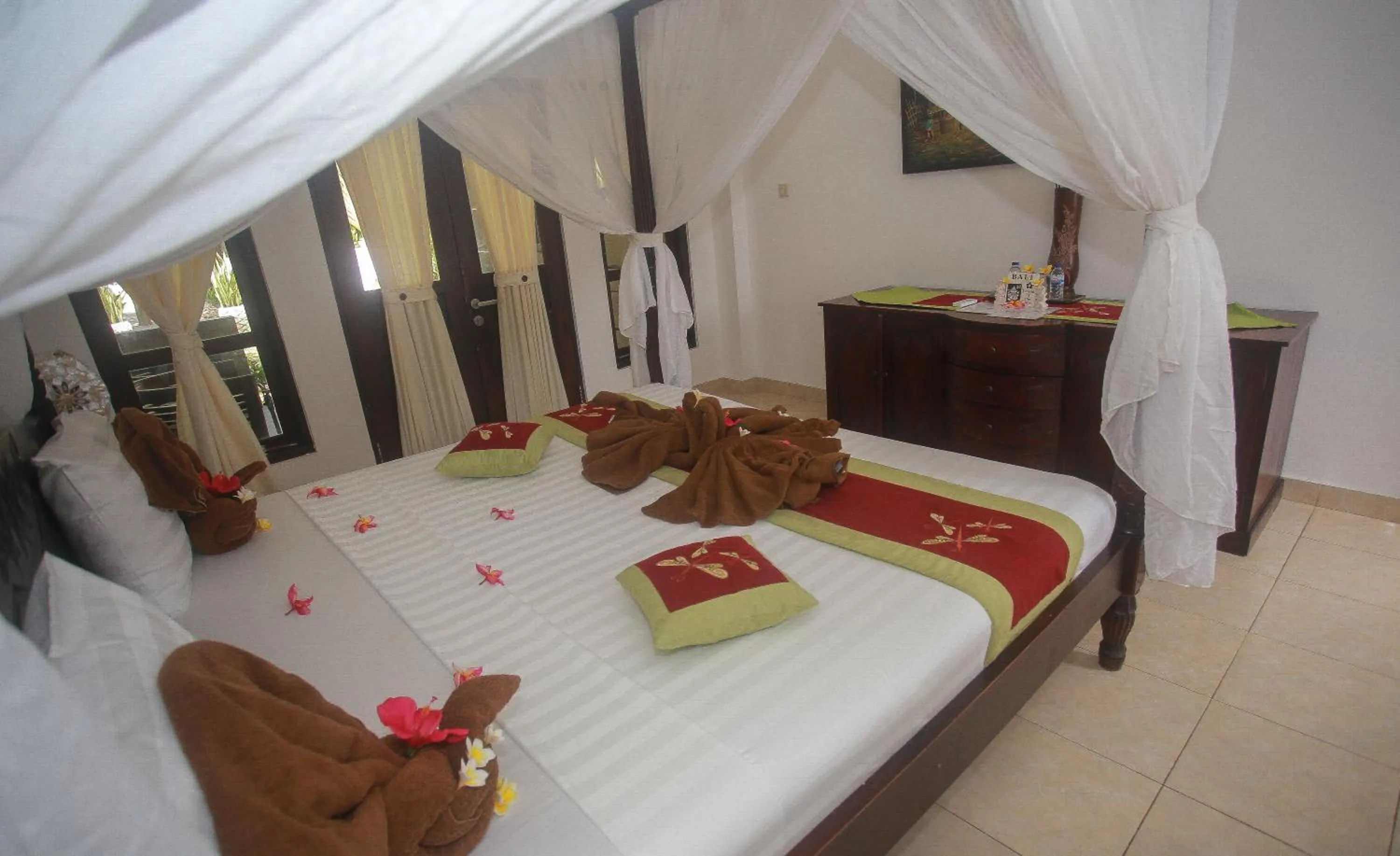 Bed in Balangan Sea View Bungalow