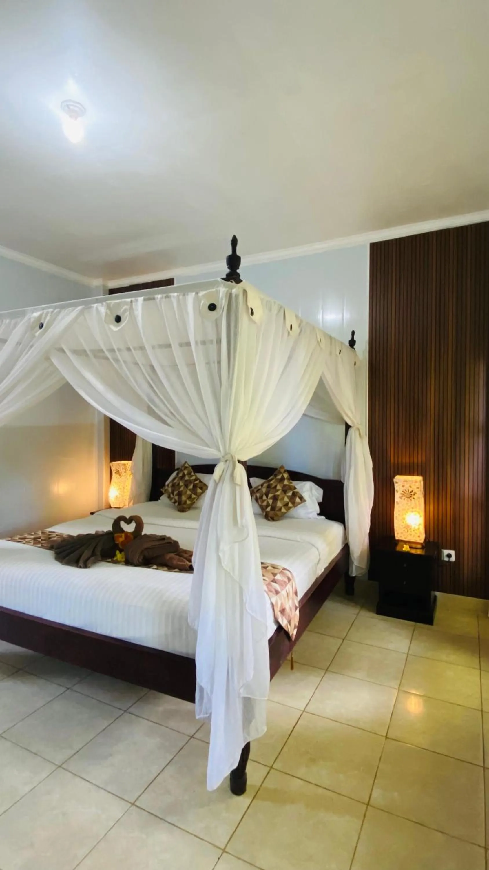 Bed in Balangan Sea View Bungalow