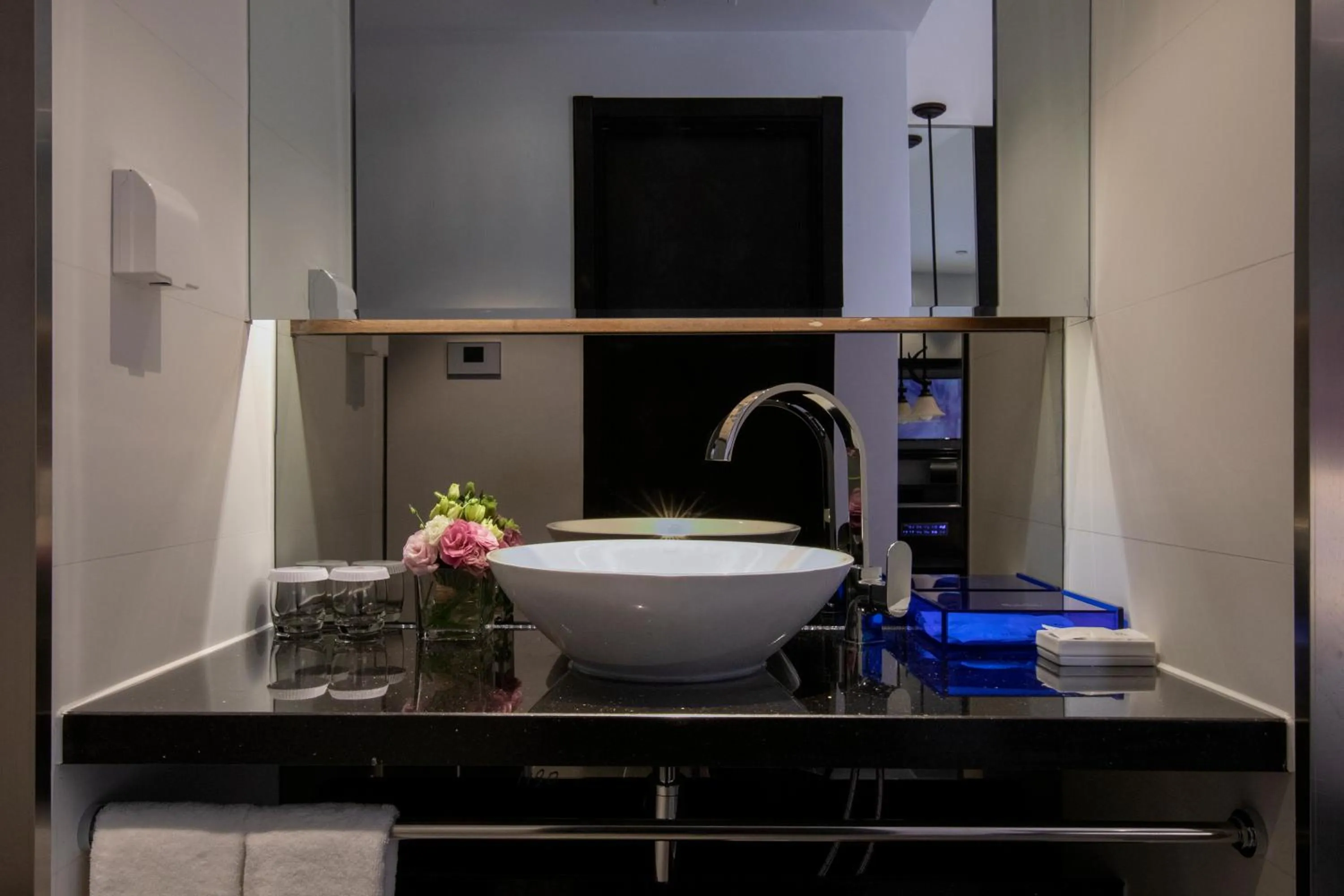 Orange hotel shanghai pudong Airport - Free shuttle bus to PVG airport