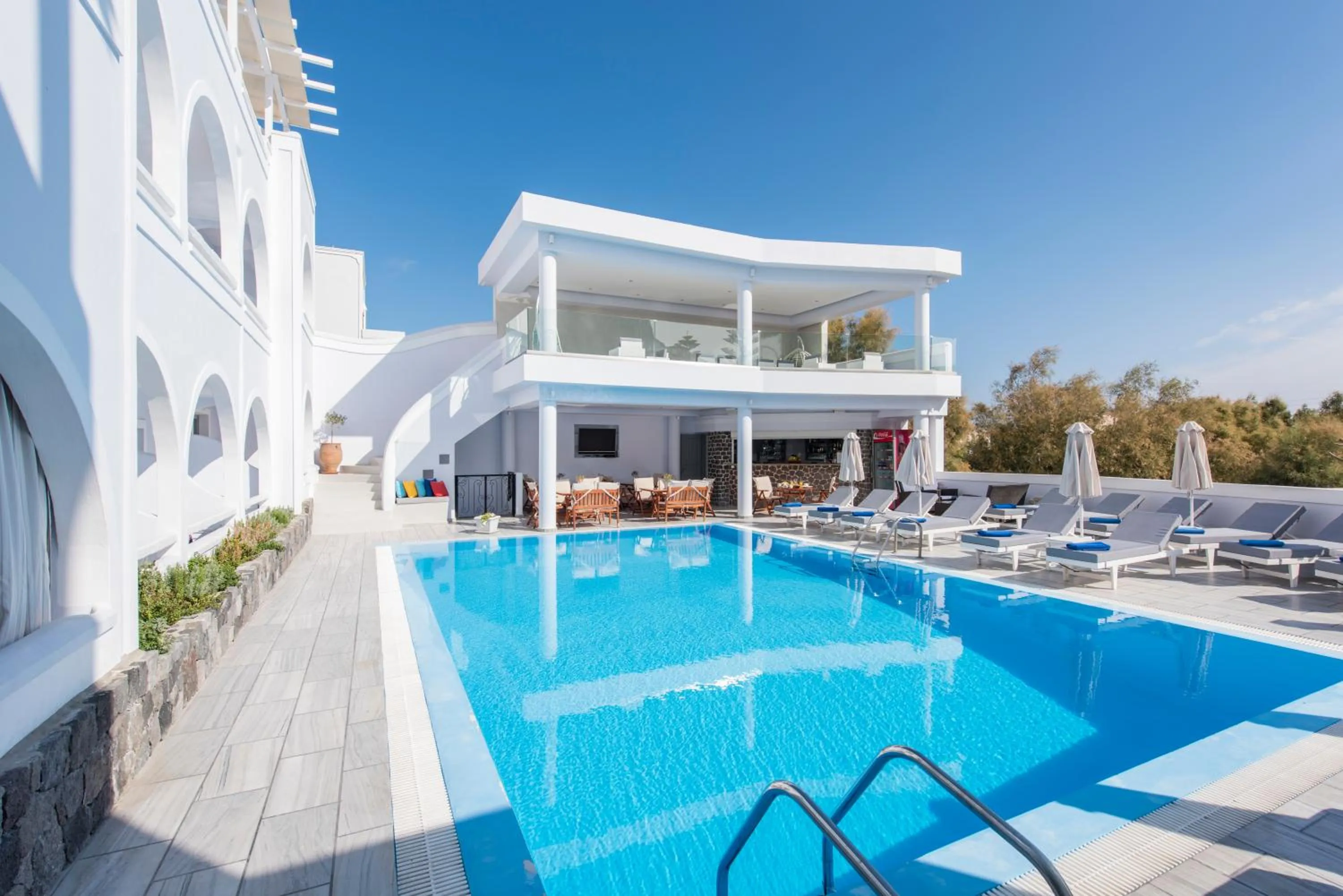 Property building in Blue Waves Suites & Apartments