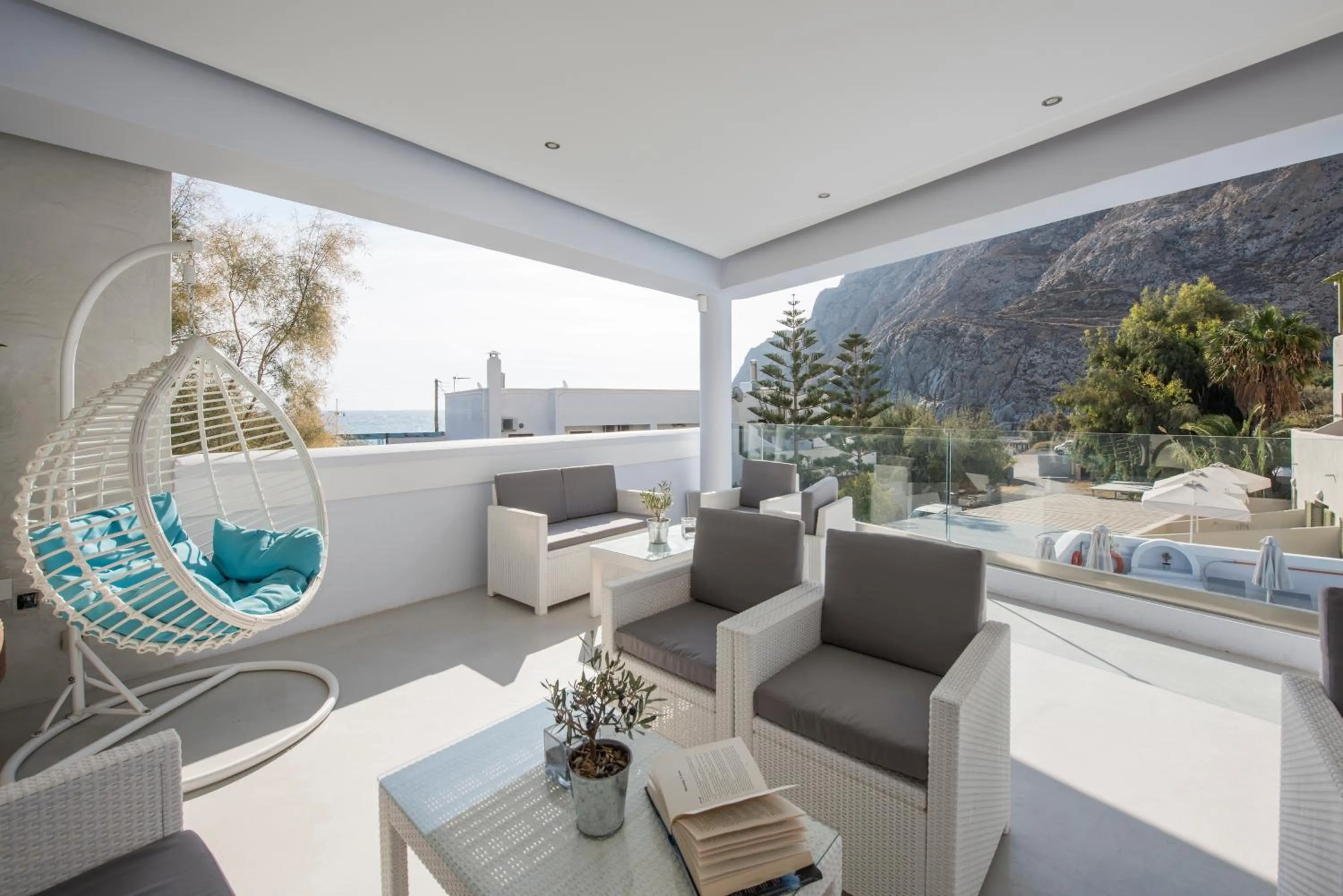 Property building in Blue Waves Suites & Apartments