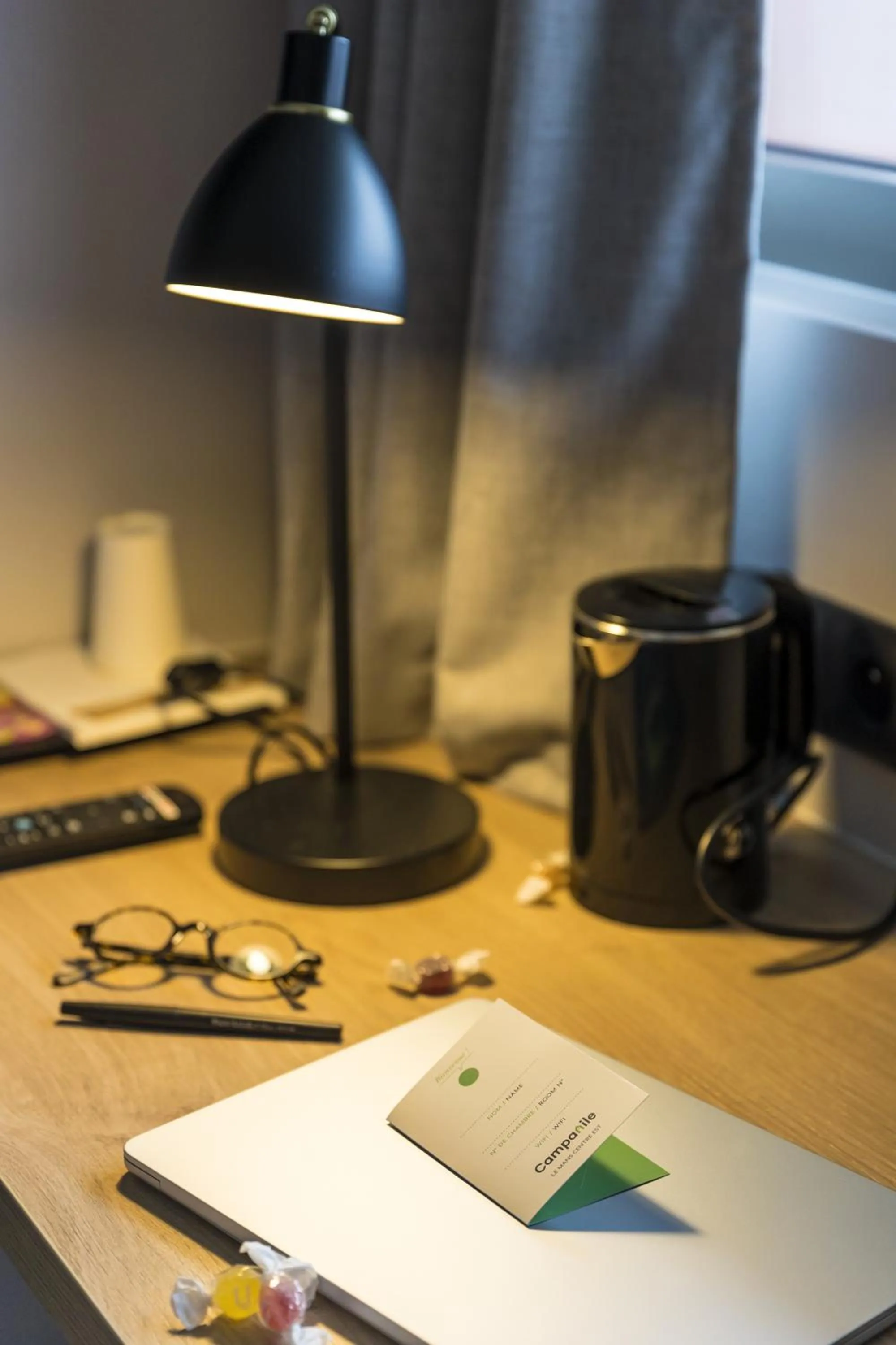 Coffee/tea facilities in Campanile Le Mans Est