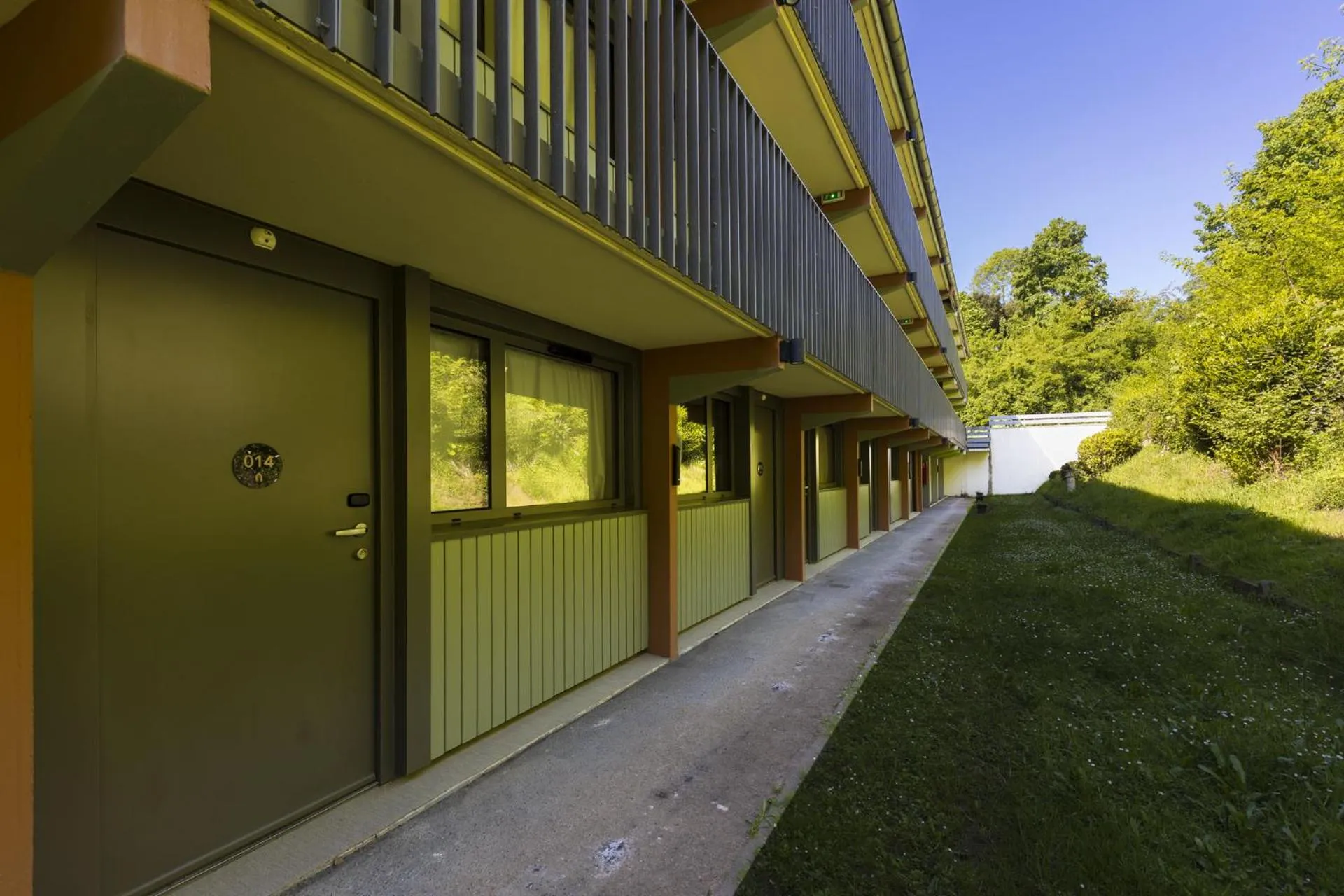 Property building in Campanile Le Mans Est