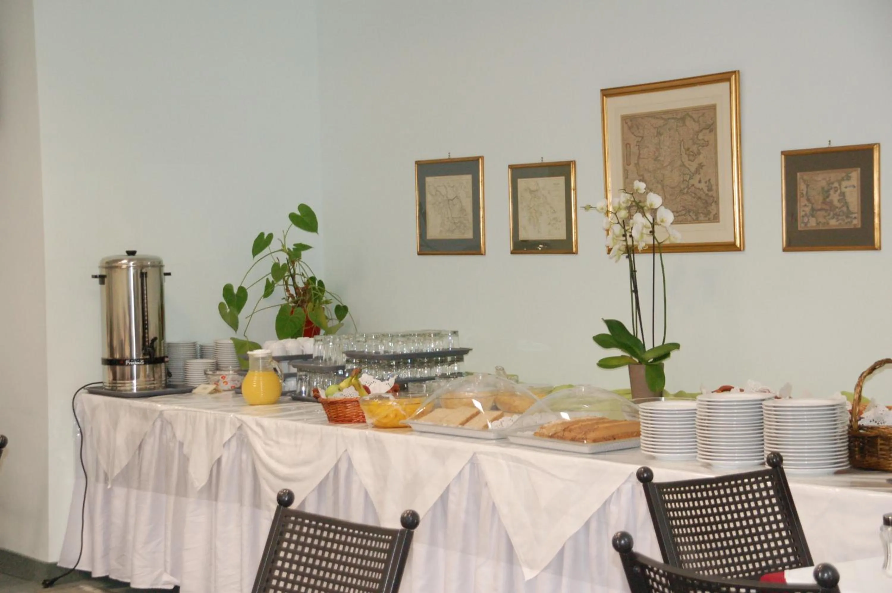 Breakfast in City Marina