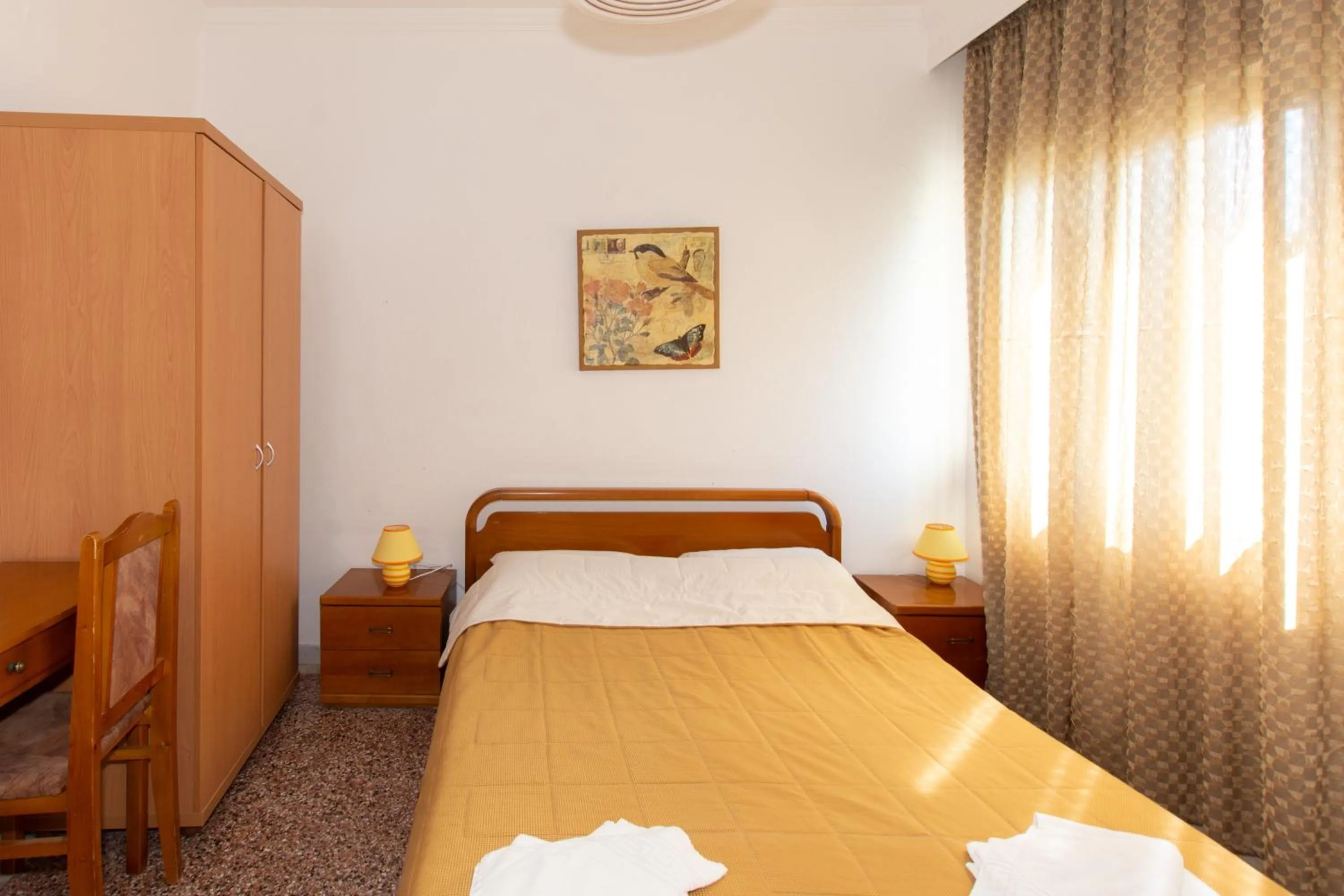 Bedroom, Bed in Karagiannis