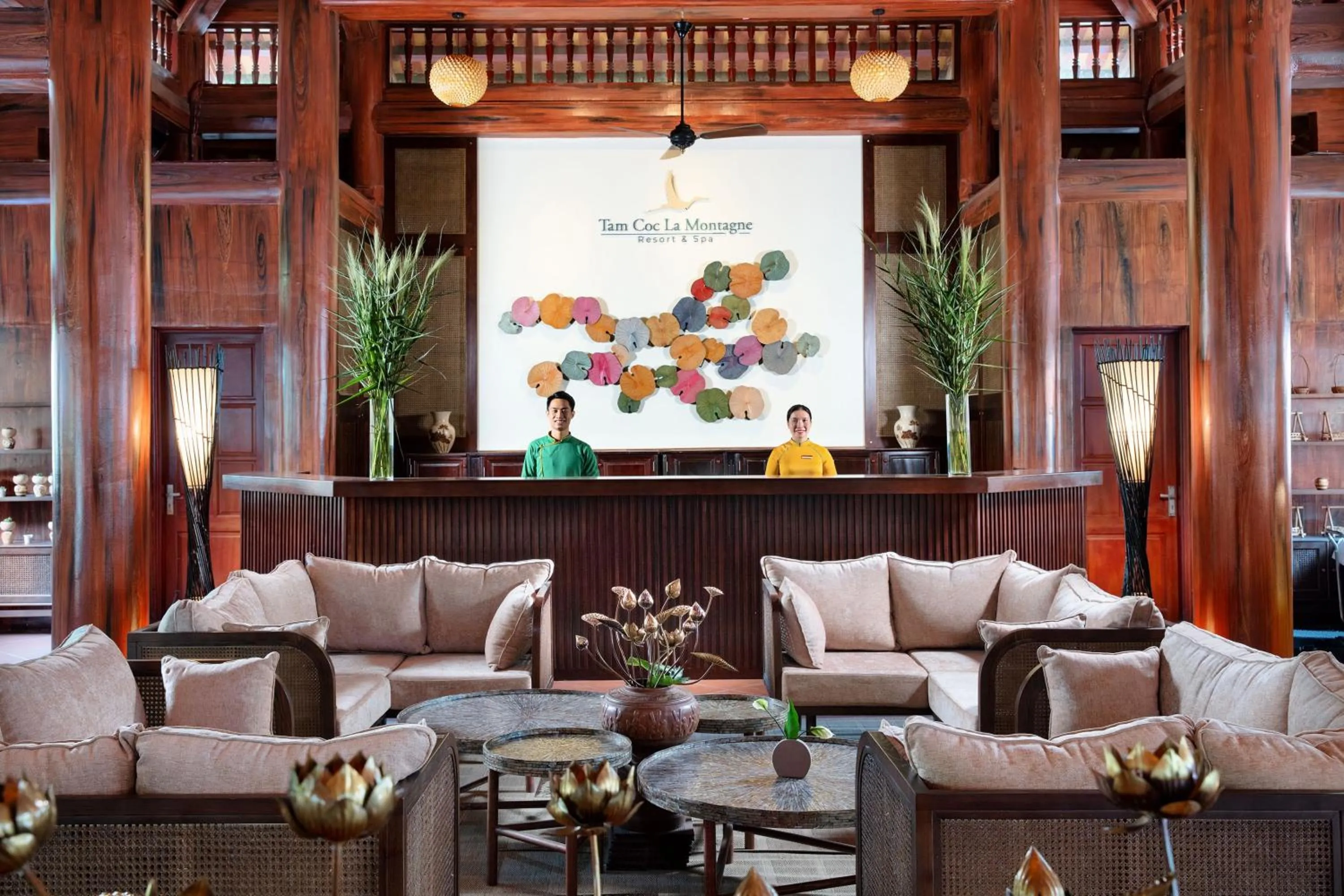 Restaurant/places to eat in Tam Coc La Montagne Resort & Spa Ninh Binh