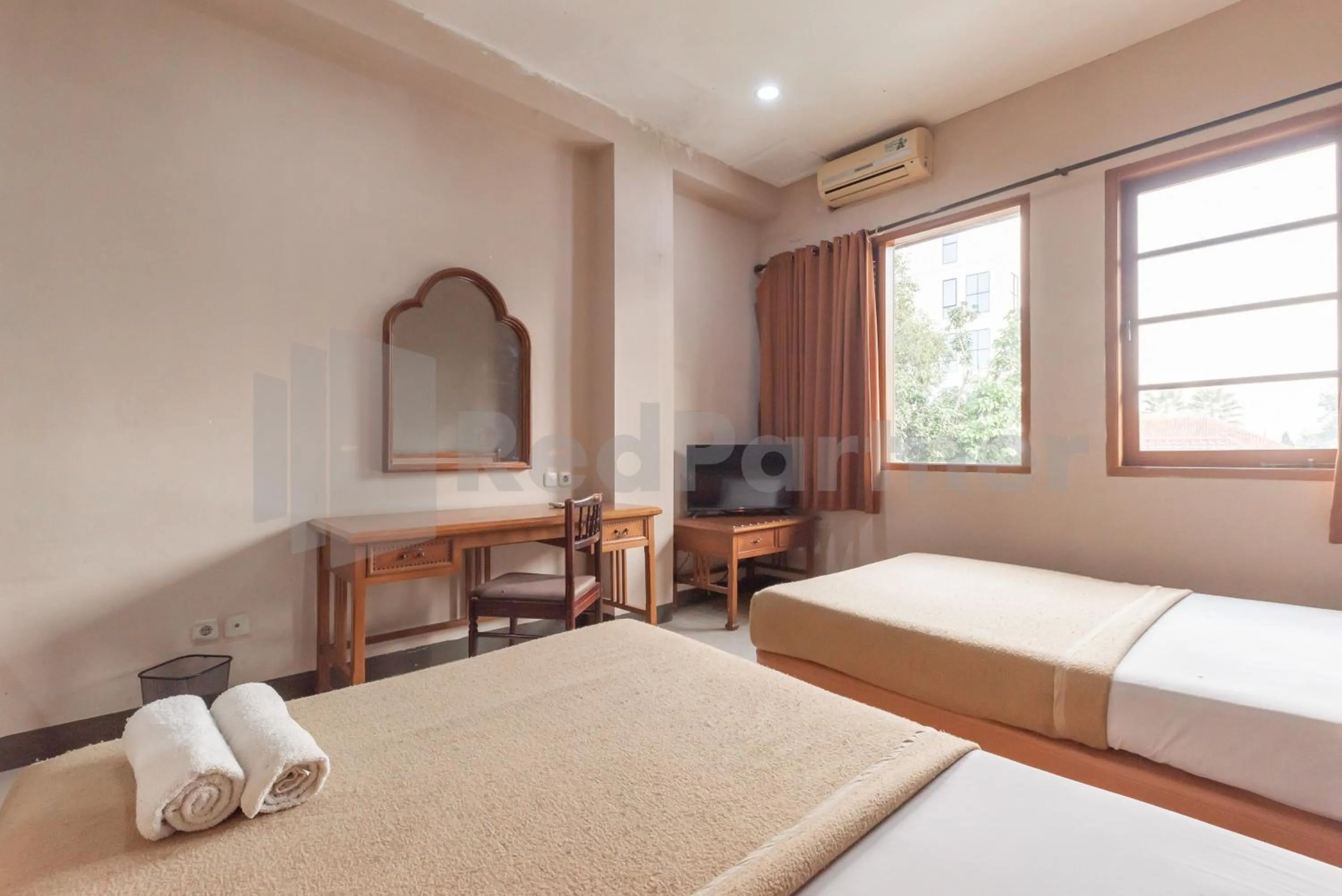 Bedroom, Bed in Hotel Wisma Dago ITB