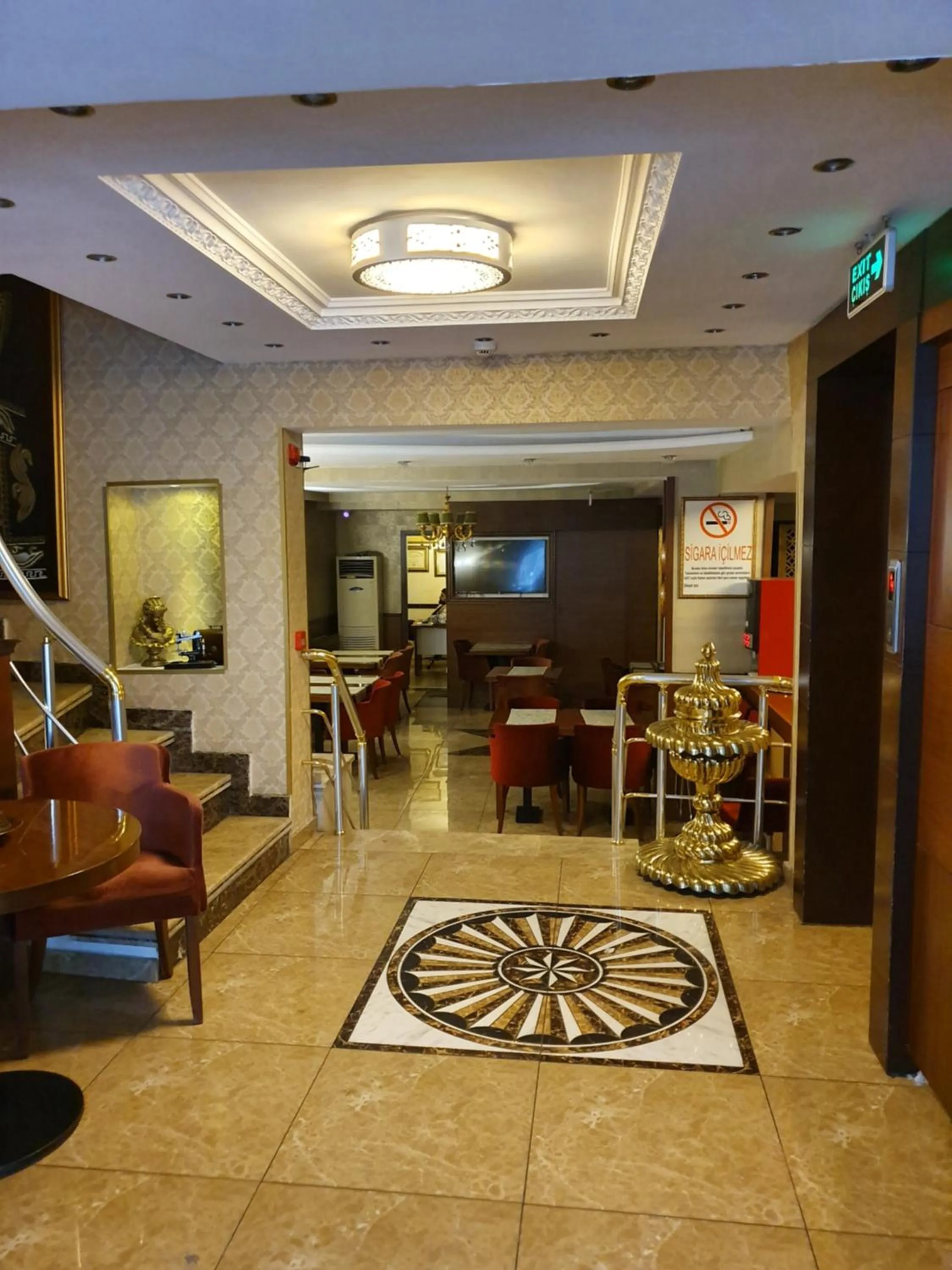 Lobby or reception in Elysion Hotel