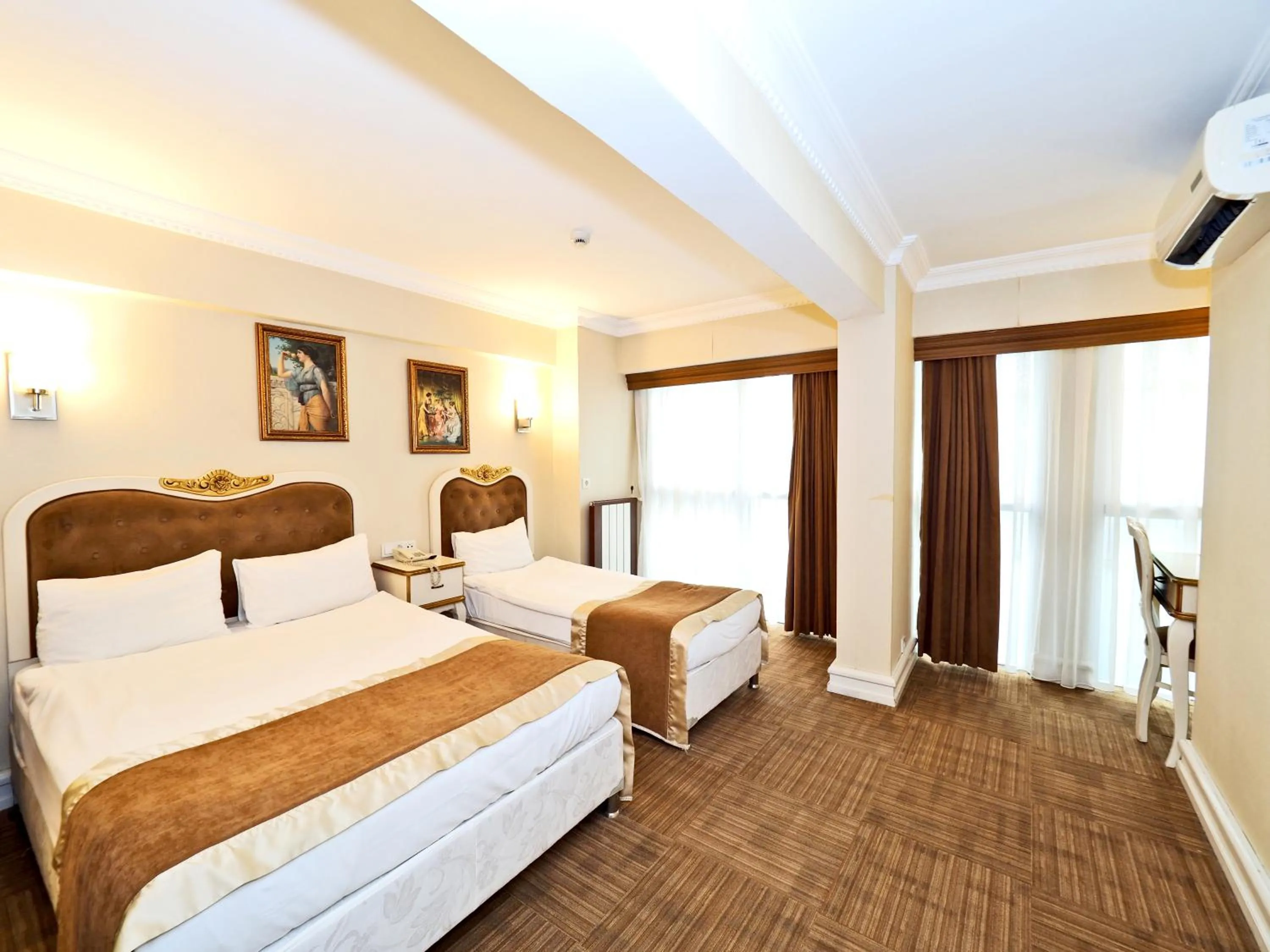 Bedroom, Bed in Elysion Hotel