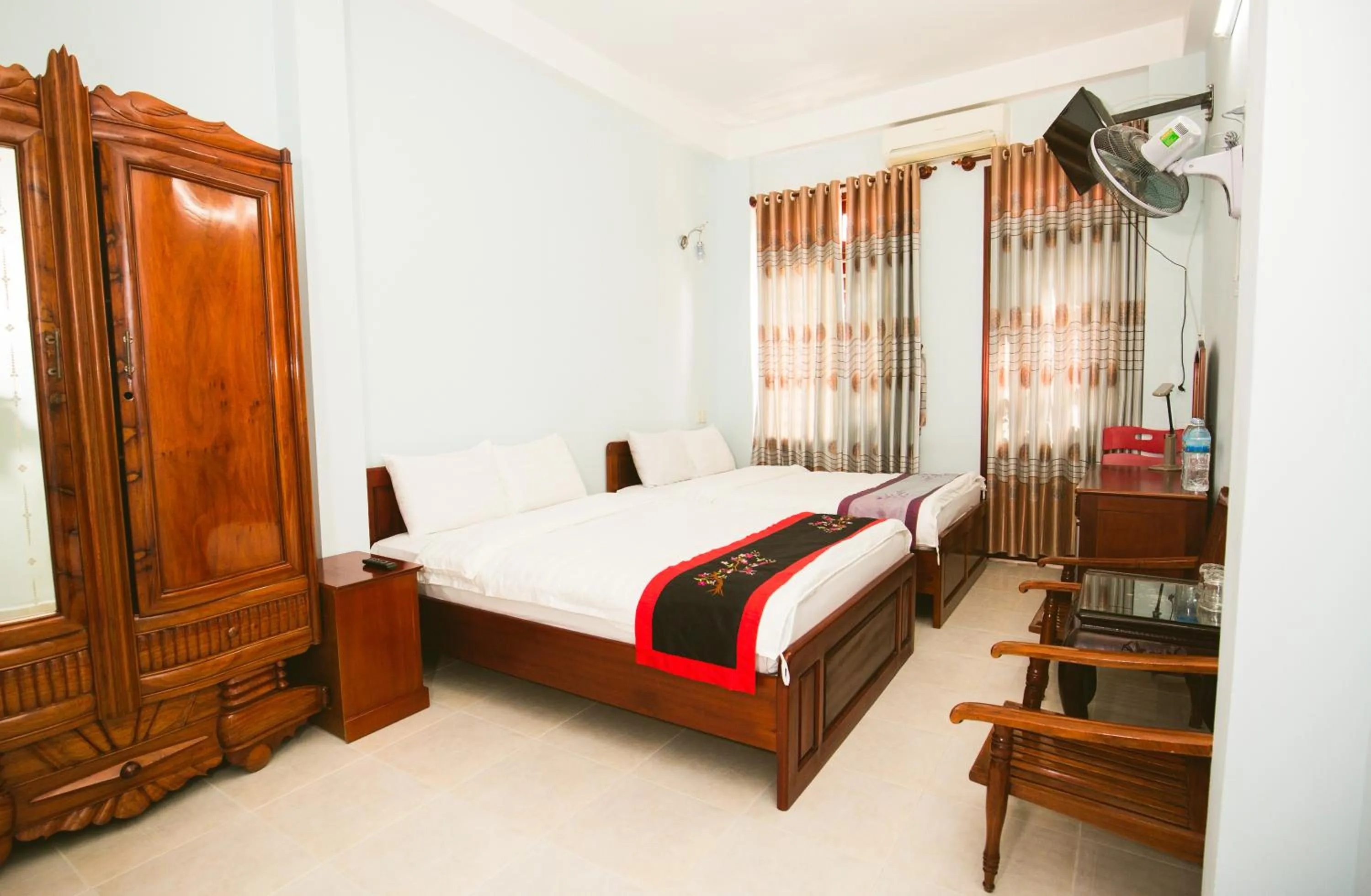 Photo of the whole room in Binh An hotel