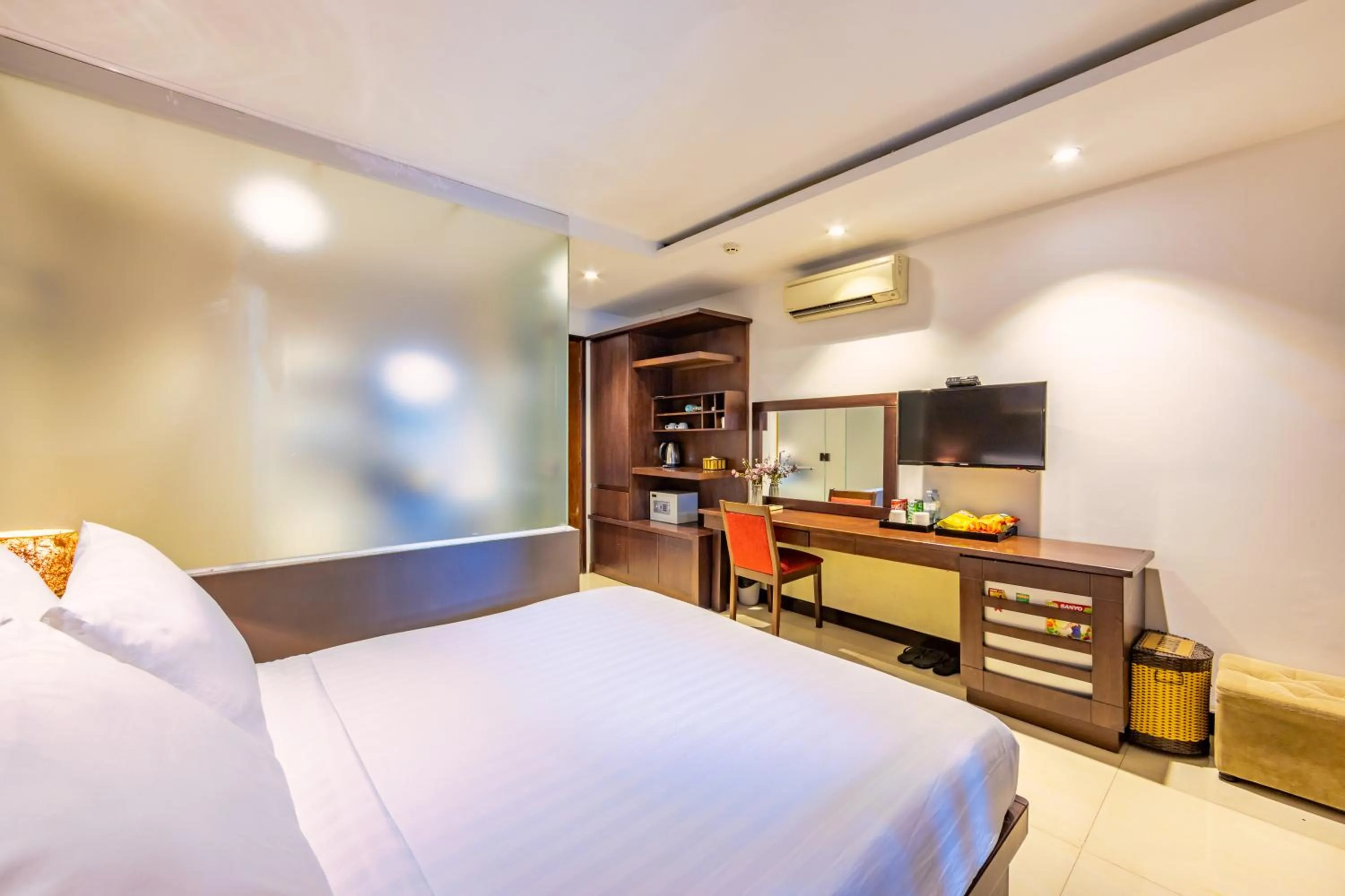 Bedroom in The Noble Swan Central Dong Du Hotel