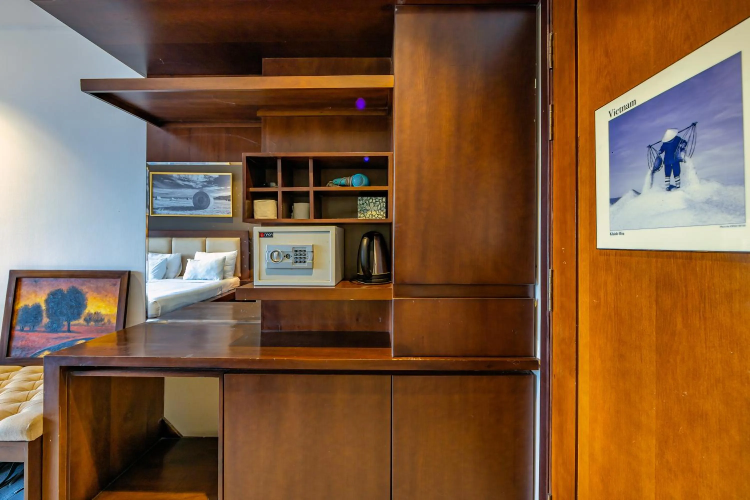 Bedroom in The Noble Swan Central Dong Du Hotel