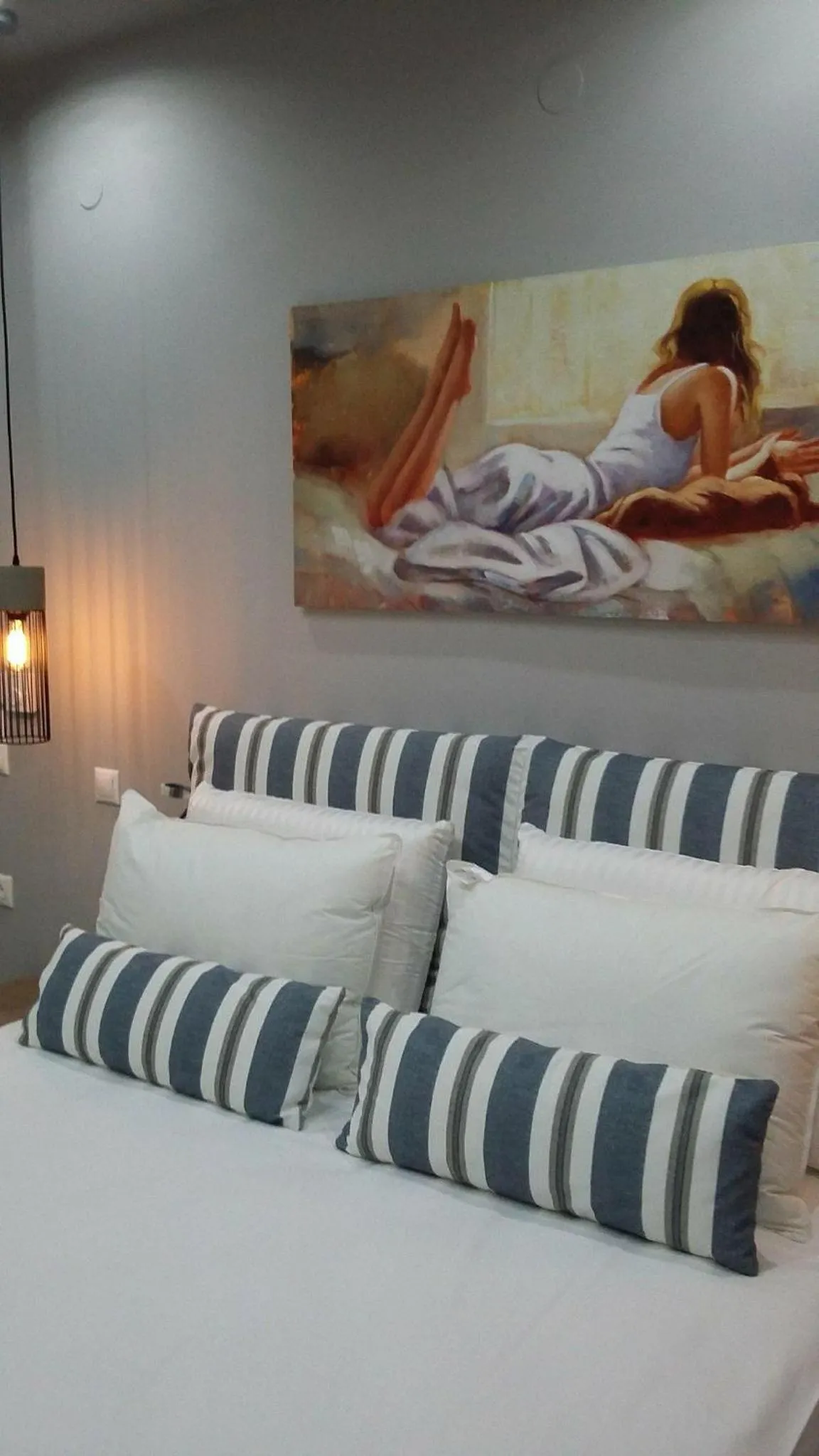 Bed in Katsenos studios