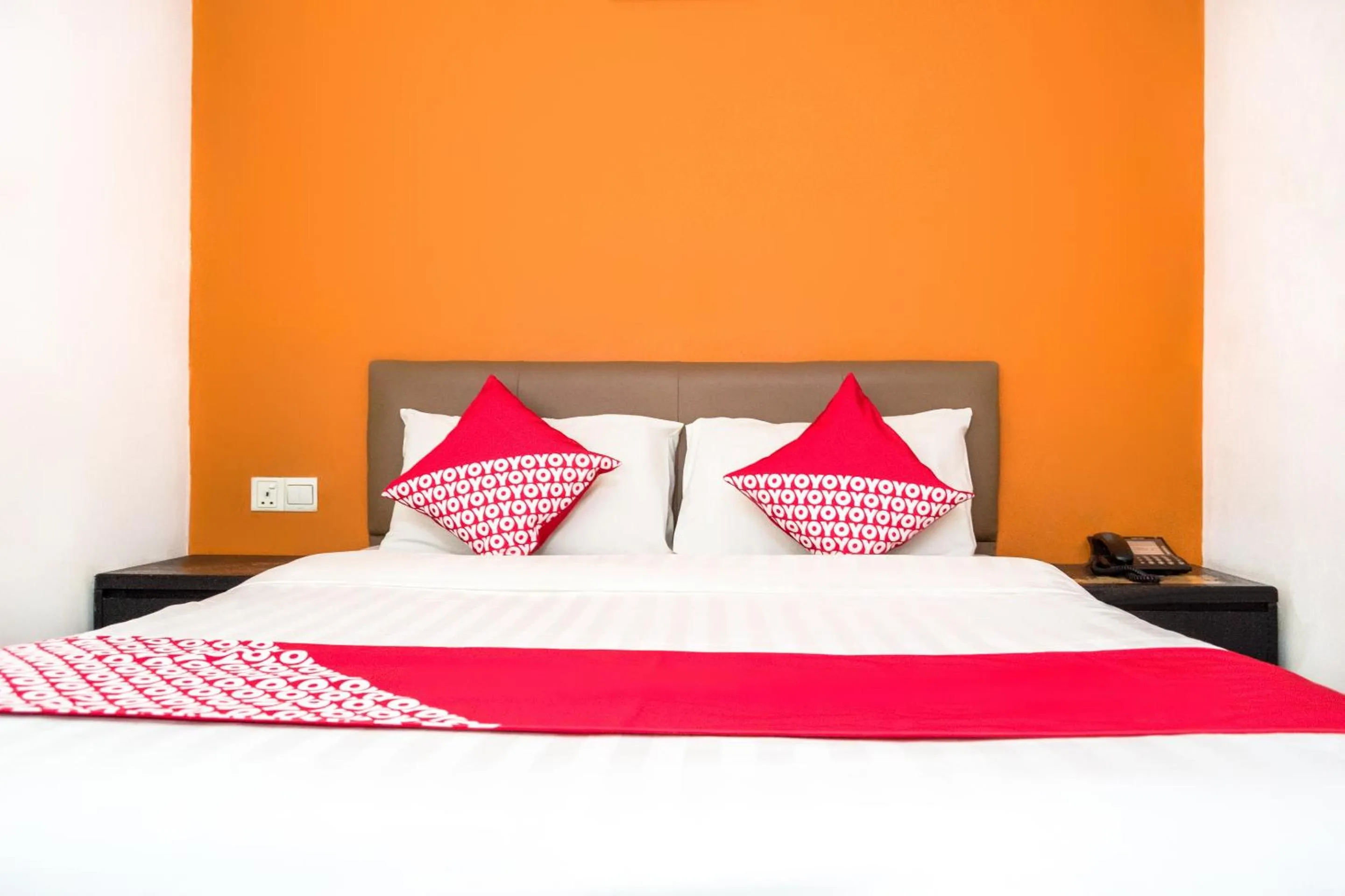 Bedroom, Bed in Capital O 664 Romance Hotel