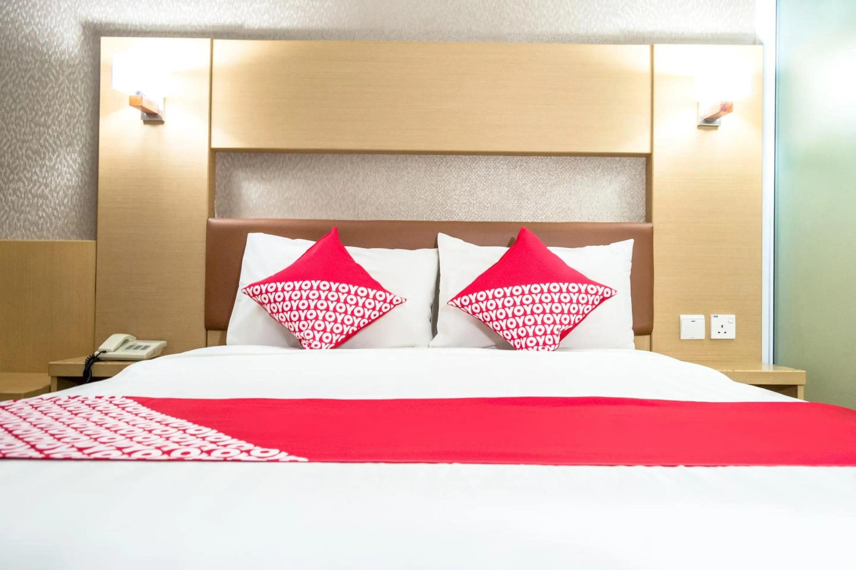 Bedroom, Bed in Capital O 664 Romance Hotel