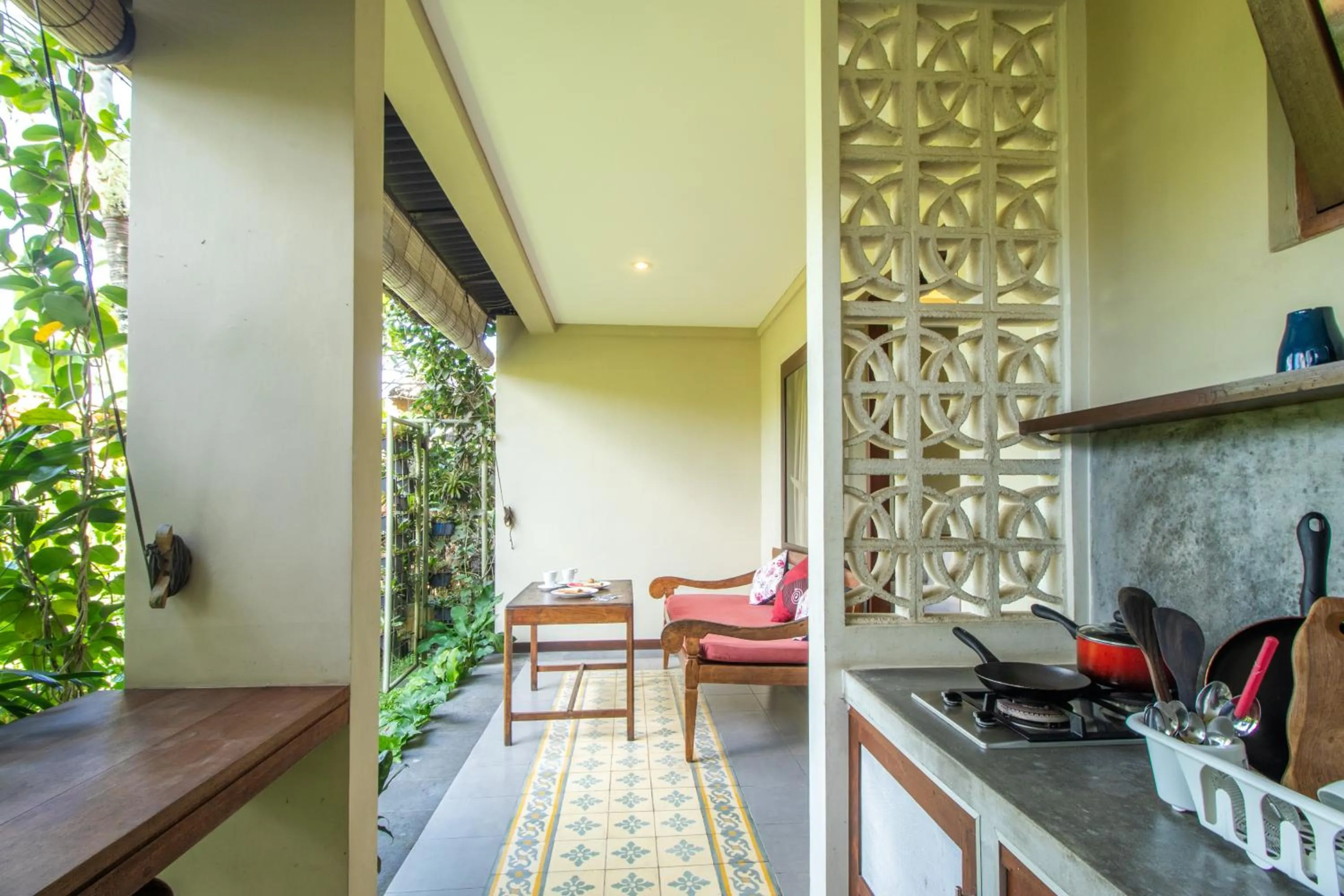 Kitchen or kitchenette in Rumah Taman