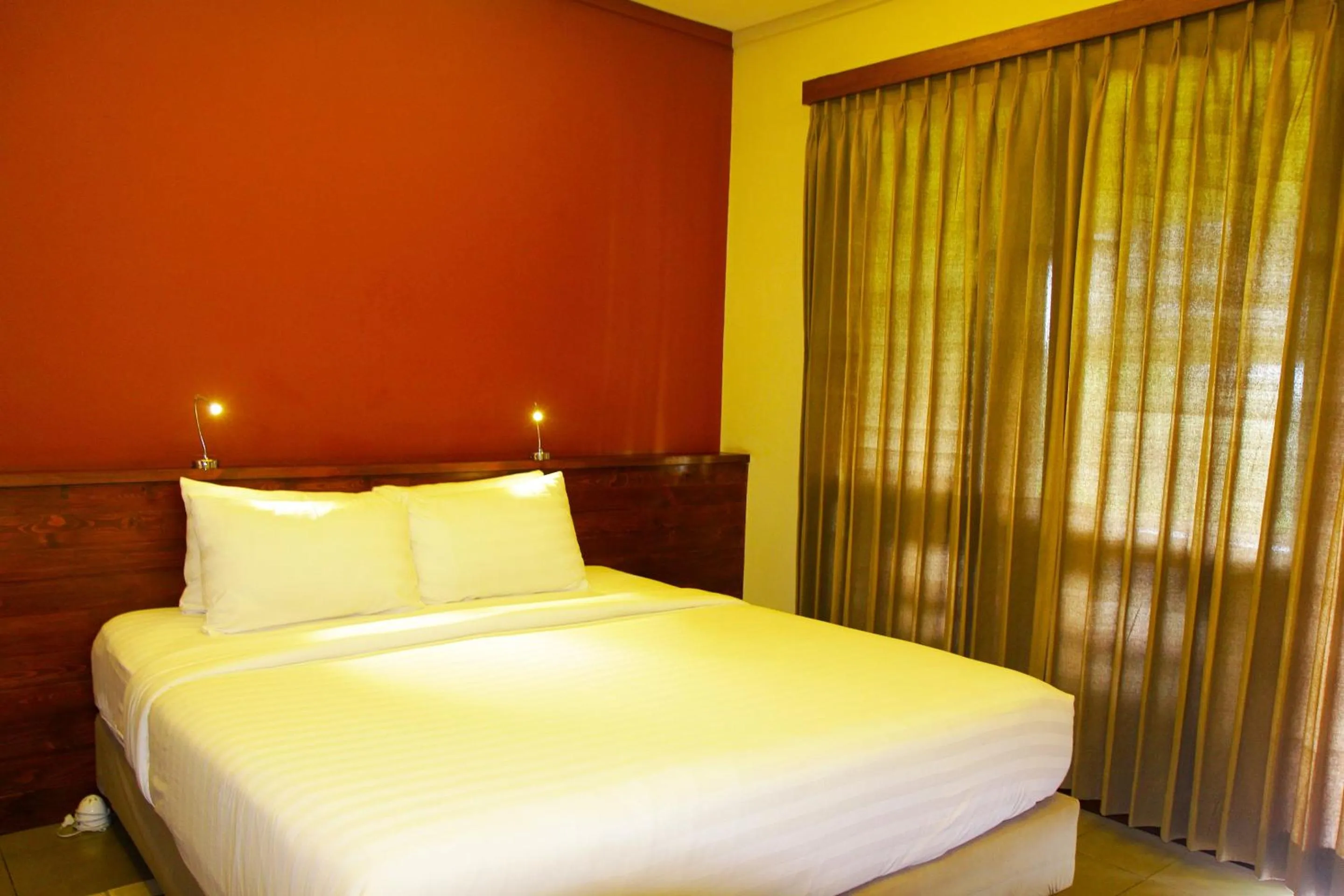 Photo of the whole room, Bed in Rumah Taman