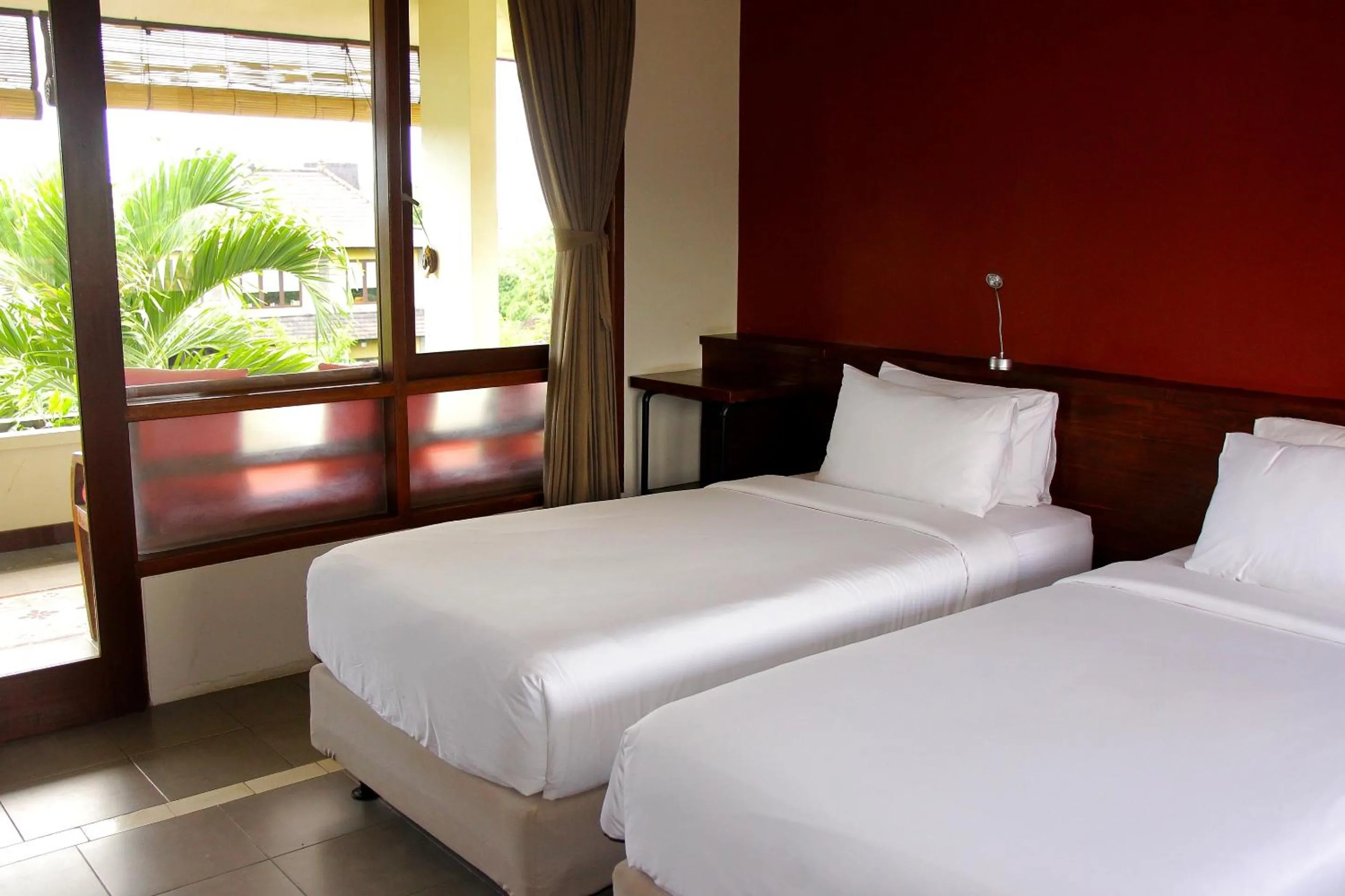 Balcony/Terrace, Bed in Rumah Taman