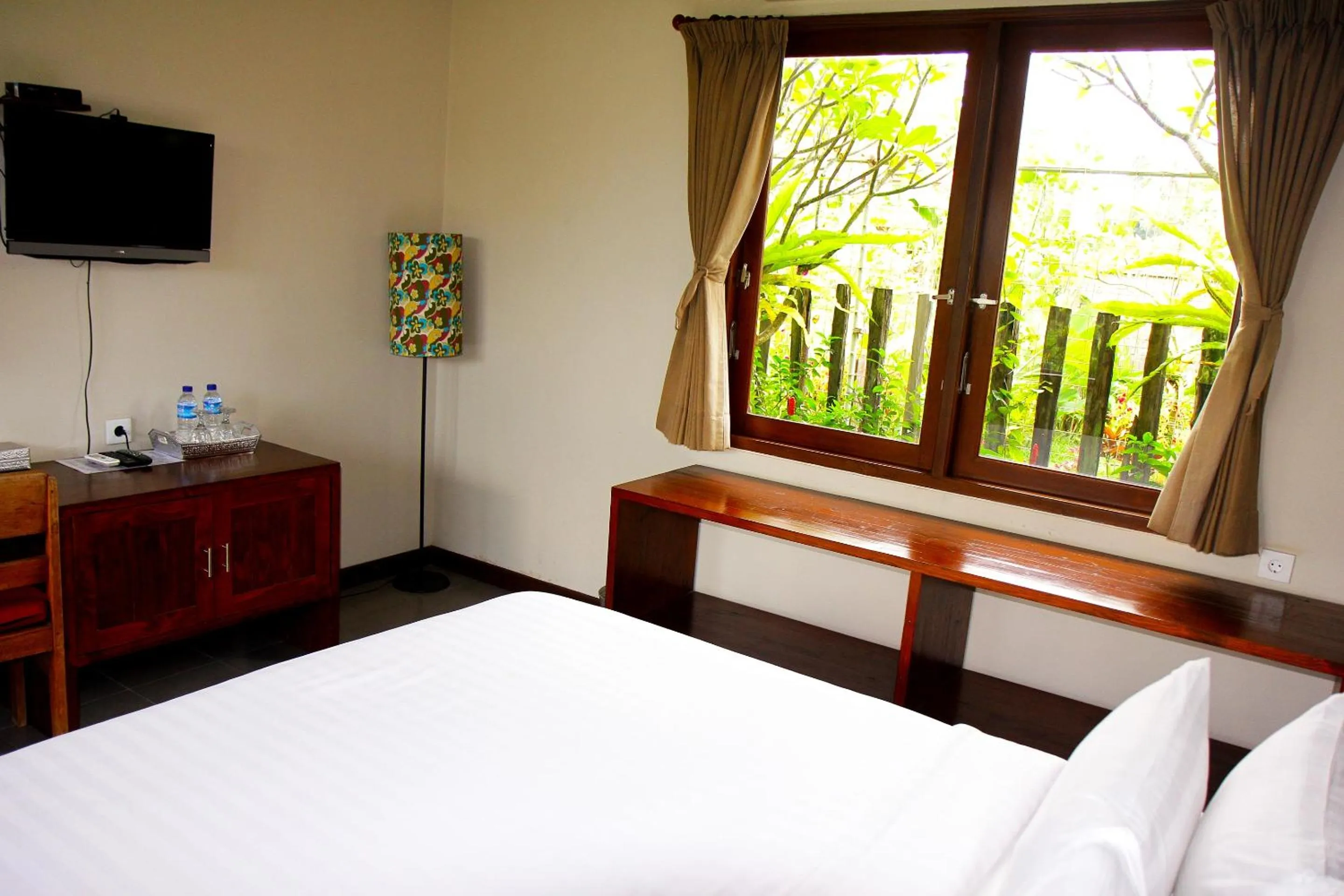 Photo of the whole room, Bed in Rumah Taman