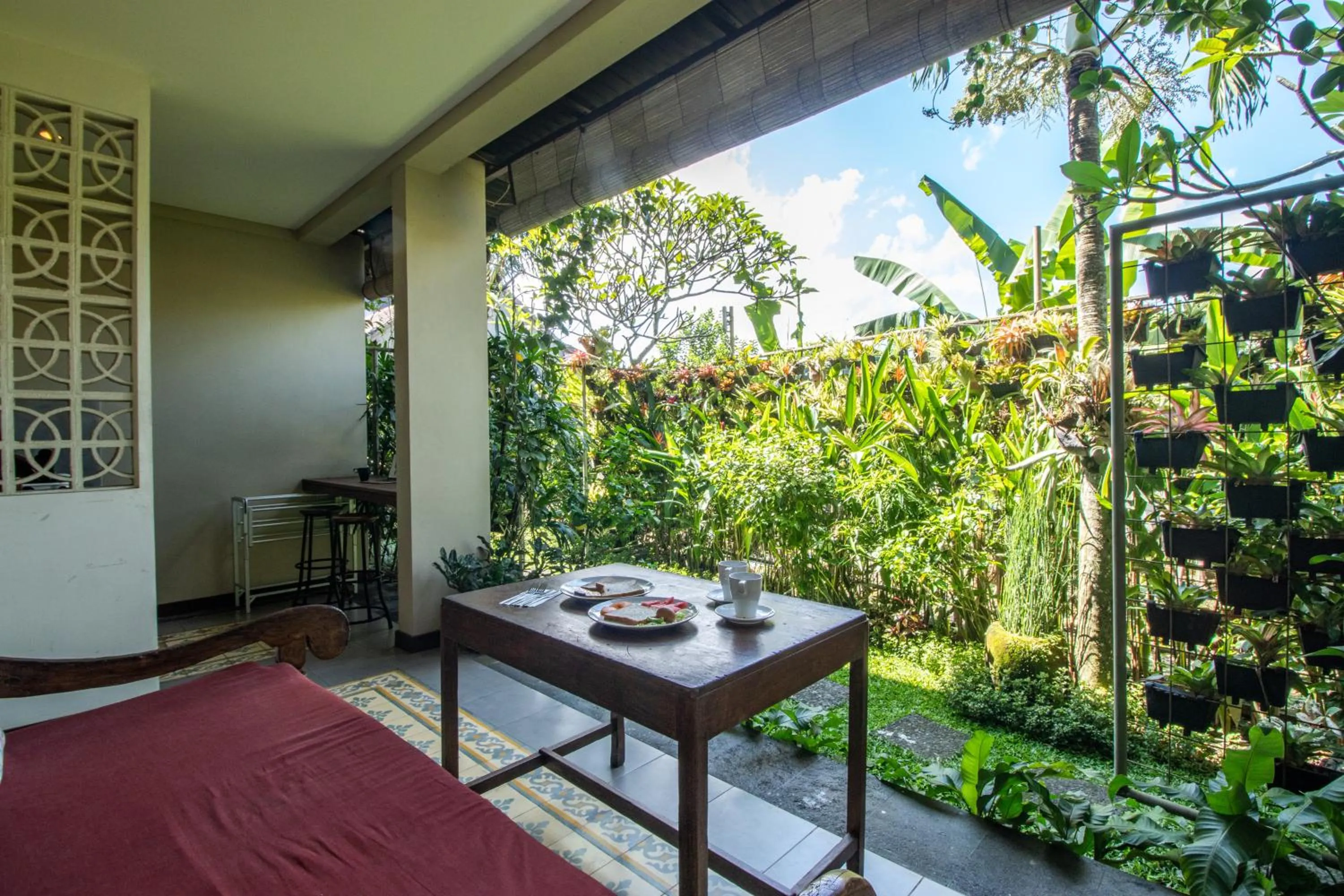 Patio in Rumah Taman