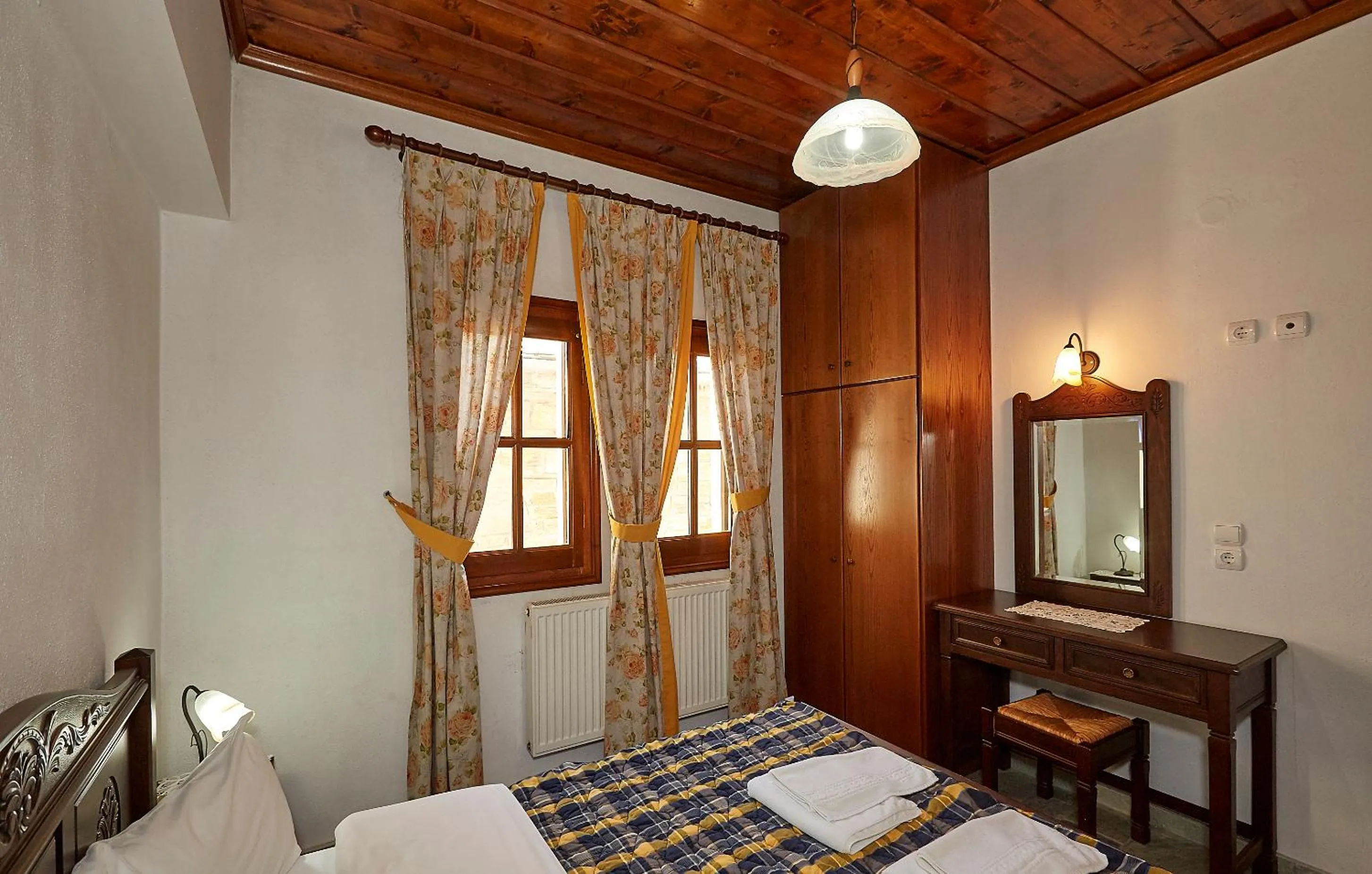 Bed in Hotel Atrapos