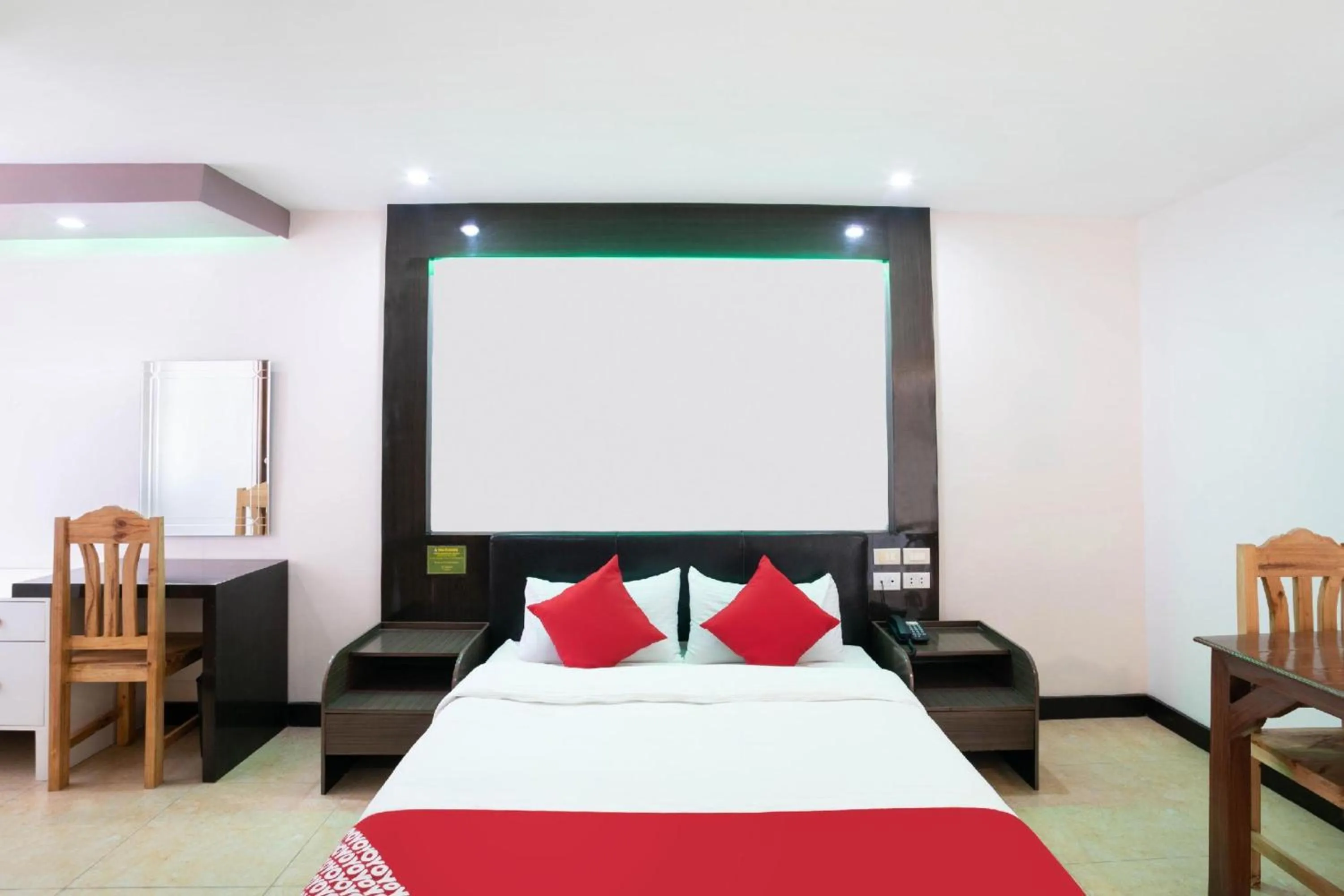 Bedroom in OYO 195 Ranchotel - Biñan