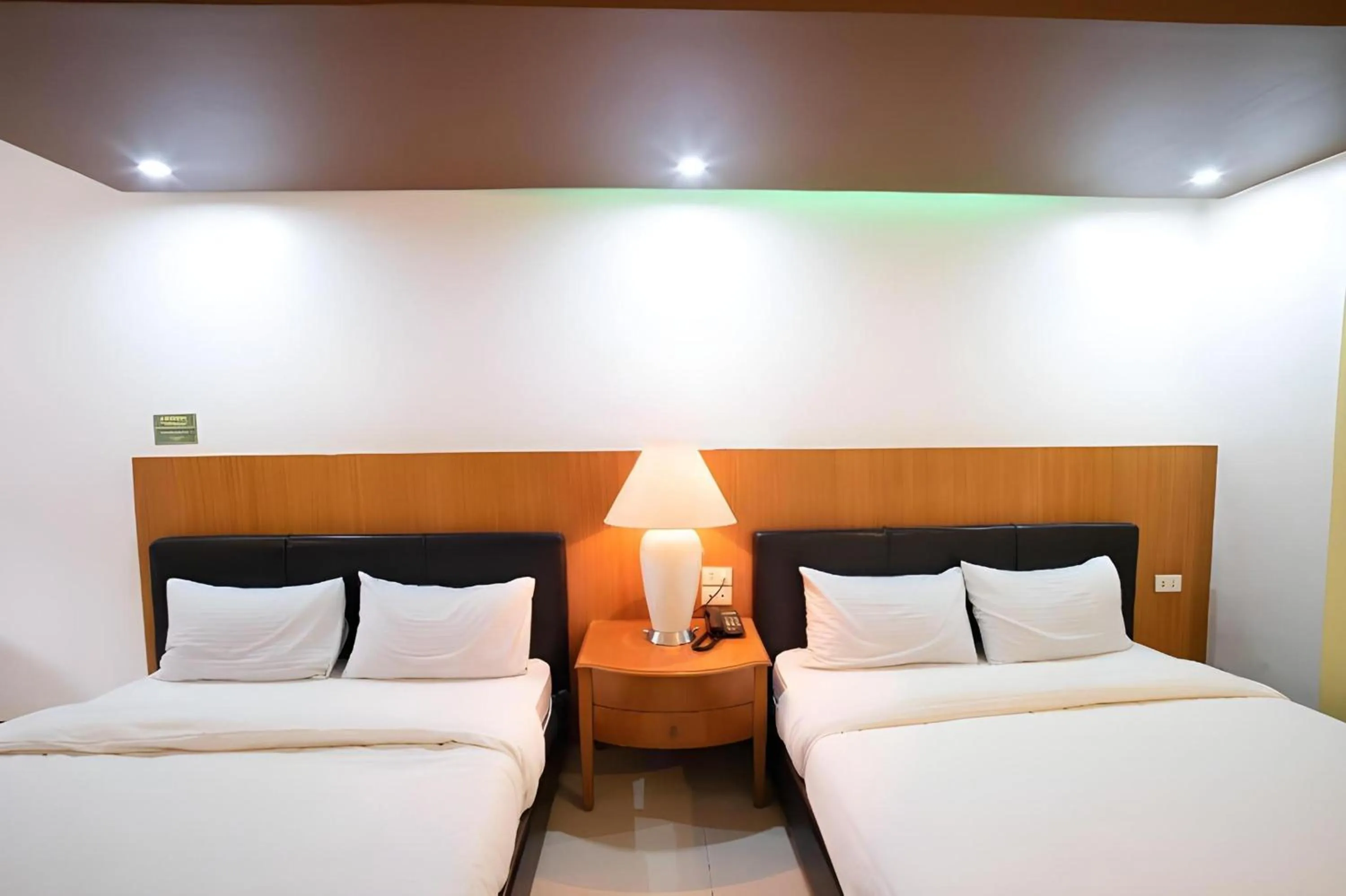 Photo of the whole room in OYO 195 Ranchotel - Biñan