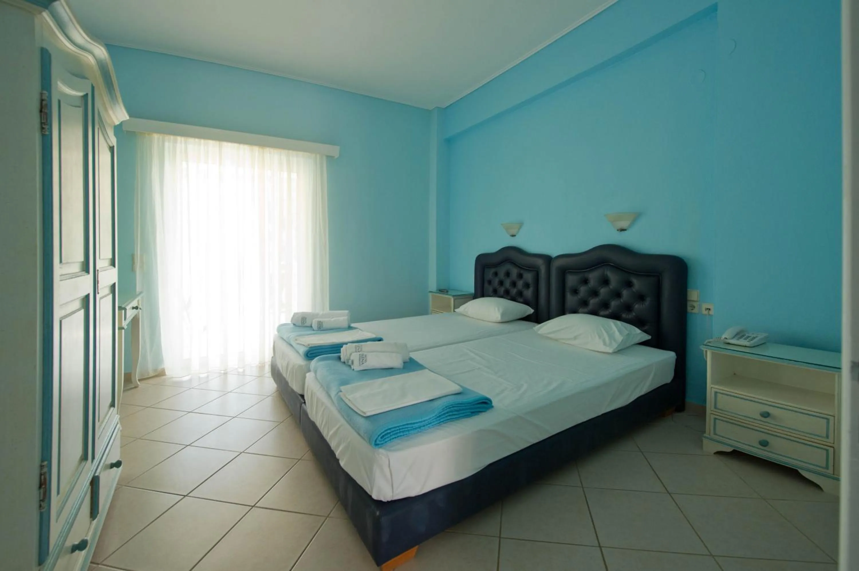Bed in Elena Hotel