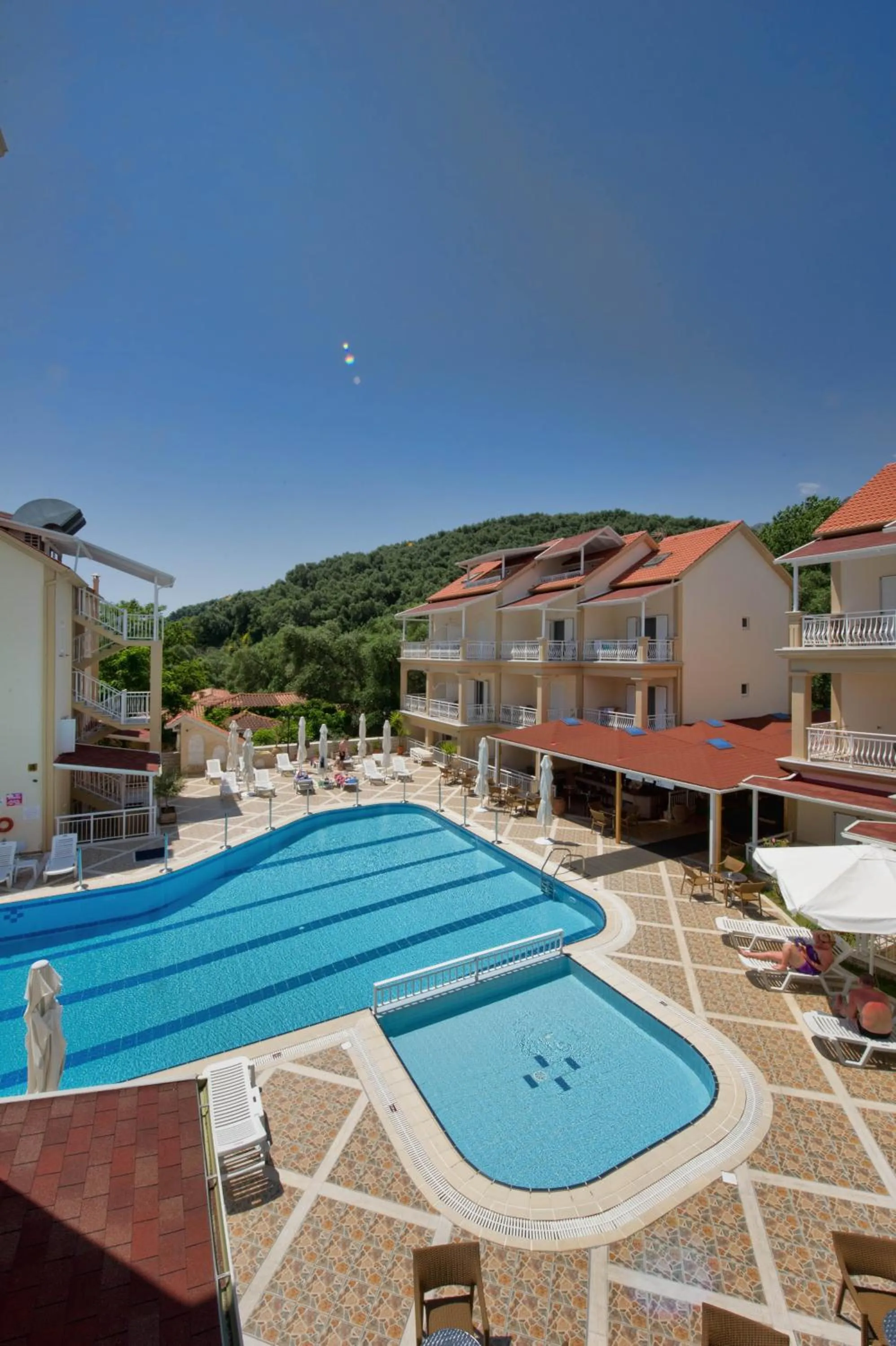Elena Hotel