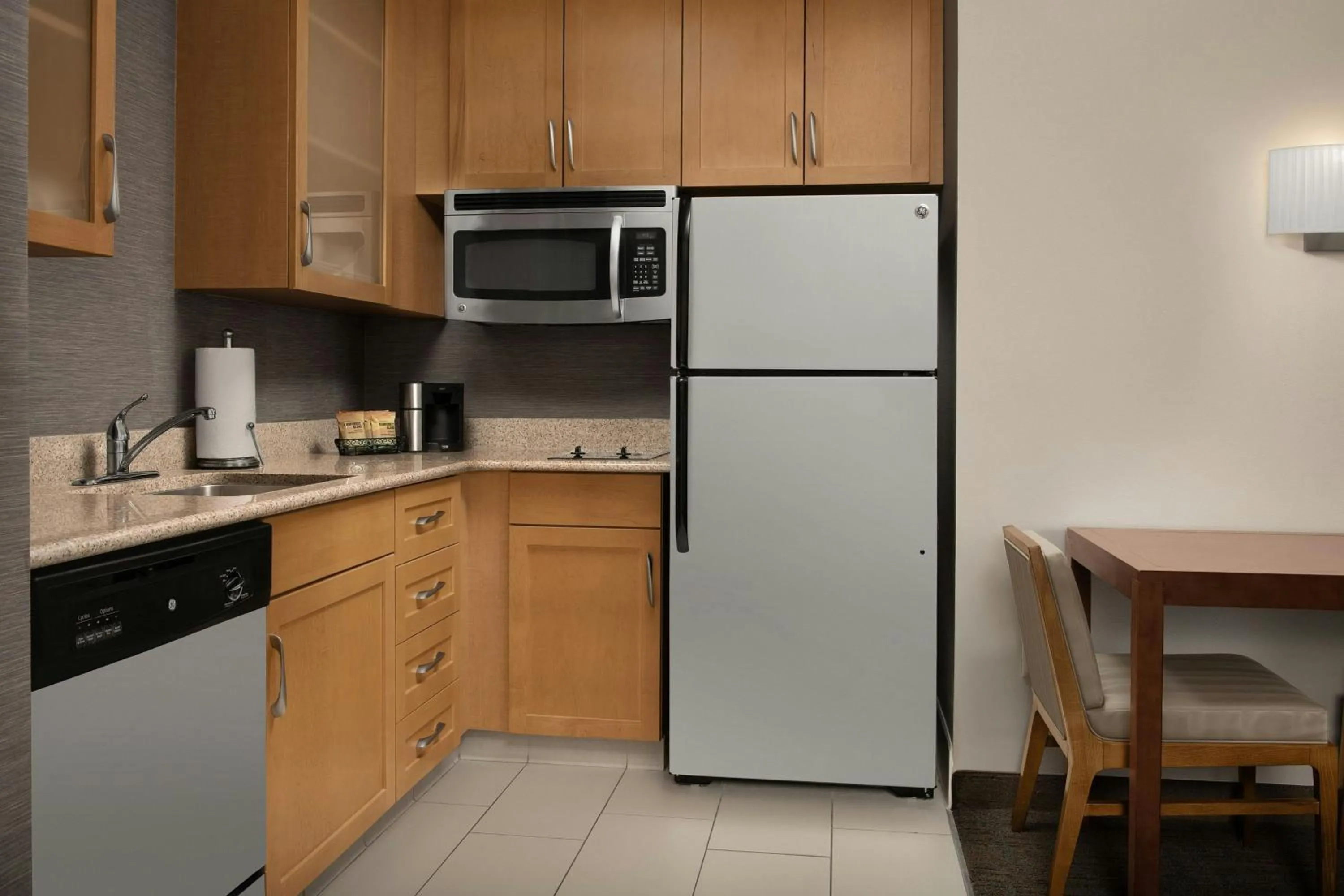 Kitchen or kitchenette in Residence Inn Syracuse Downtown at Armory Square