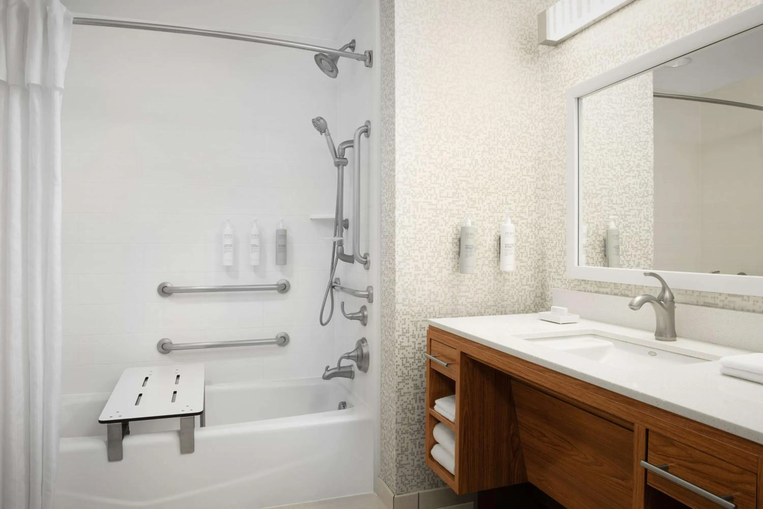 Bathroom in Home2 Suites by Hilton Baltimore/White Marsh