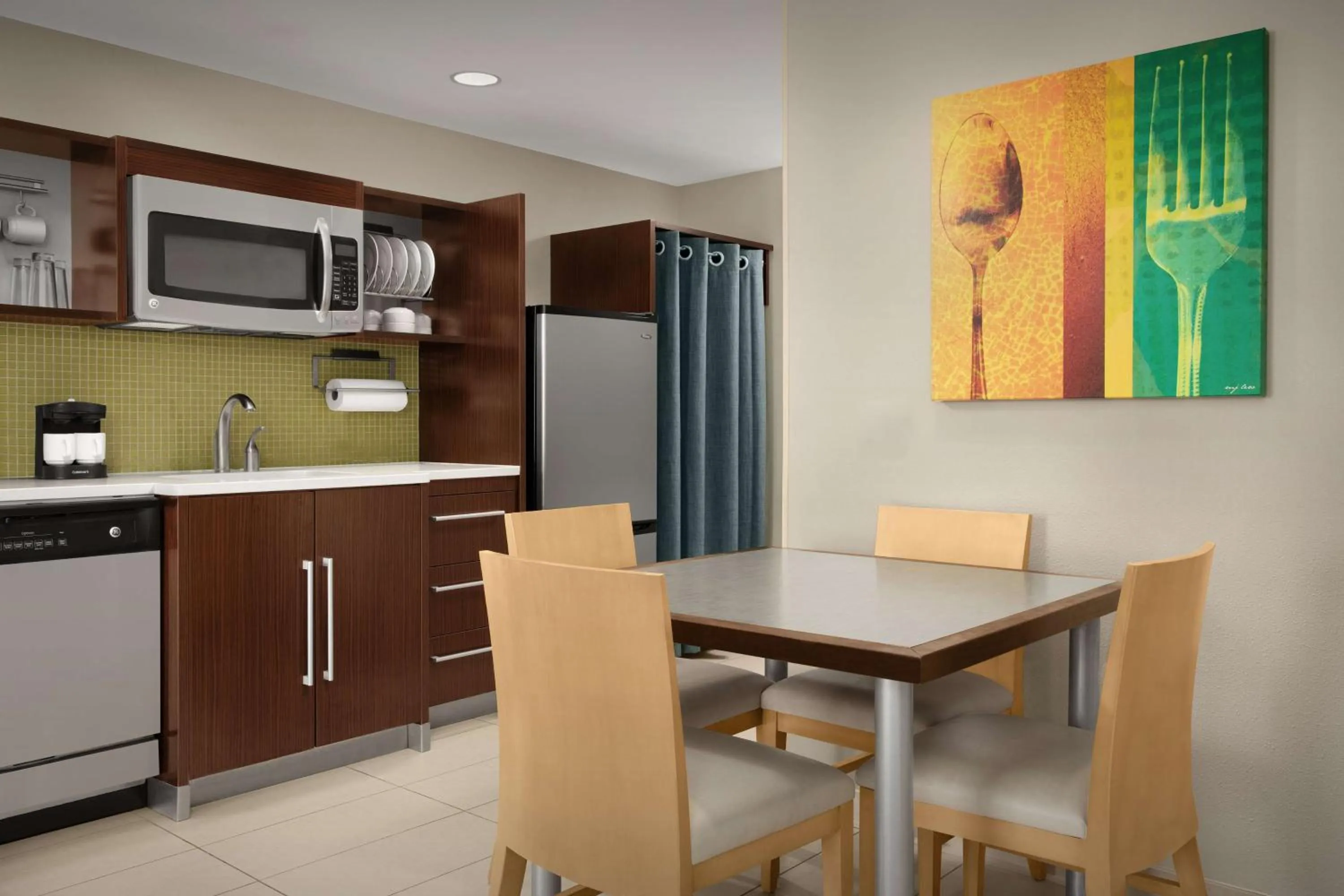 Kitchen or kitchenette in Home2 Suites by Hilton Baltimore/White Marsh