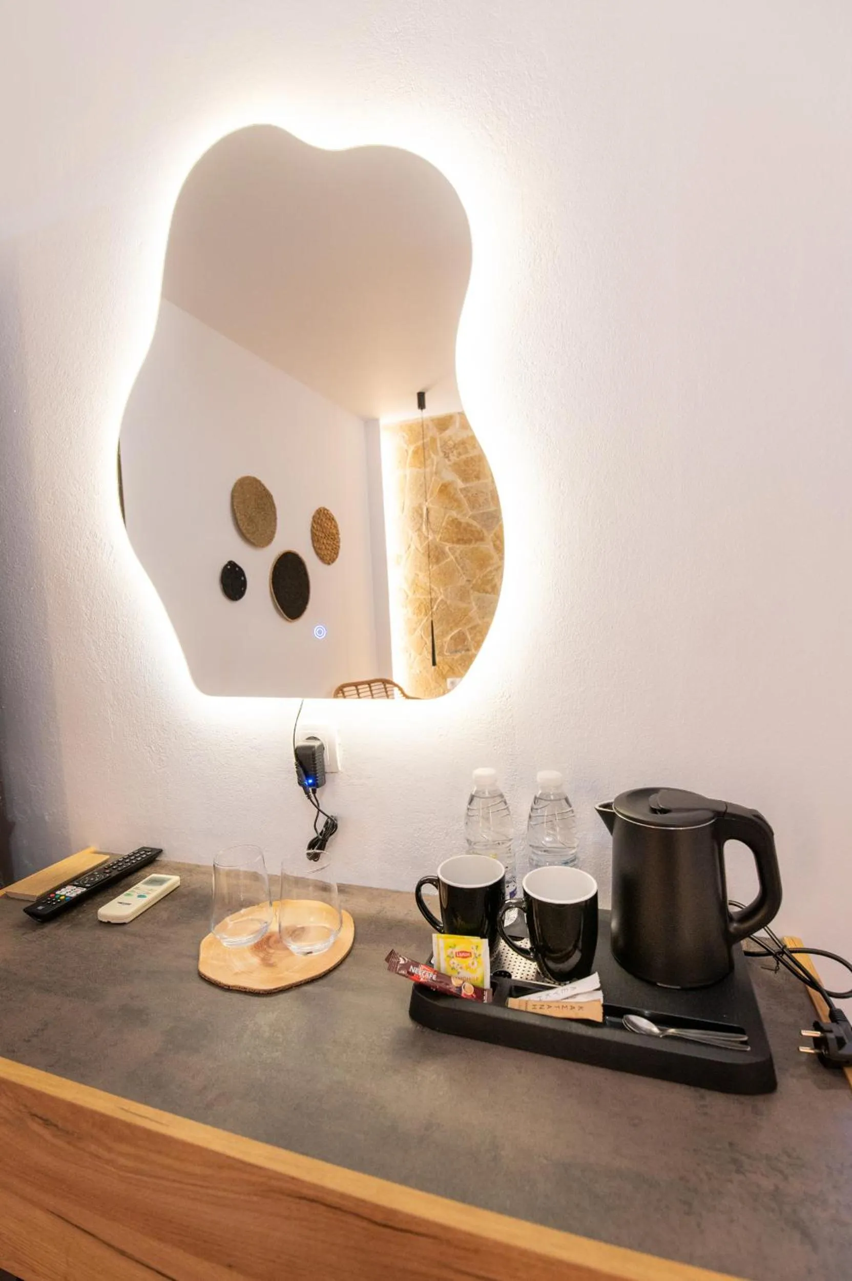 Coffee/tea facilities in Villa Gereoudis Apartments with Sea View & Pool