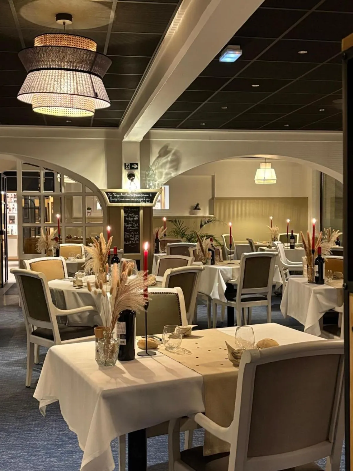 Restaurant/places to eat in Les Treize Assiettes - Hôtel & Restaurant