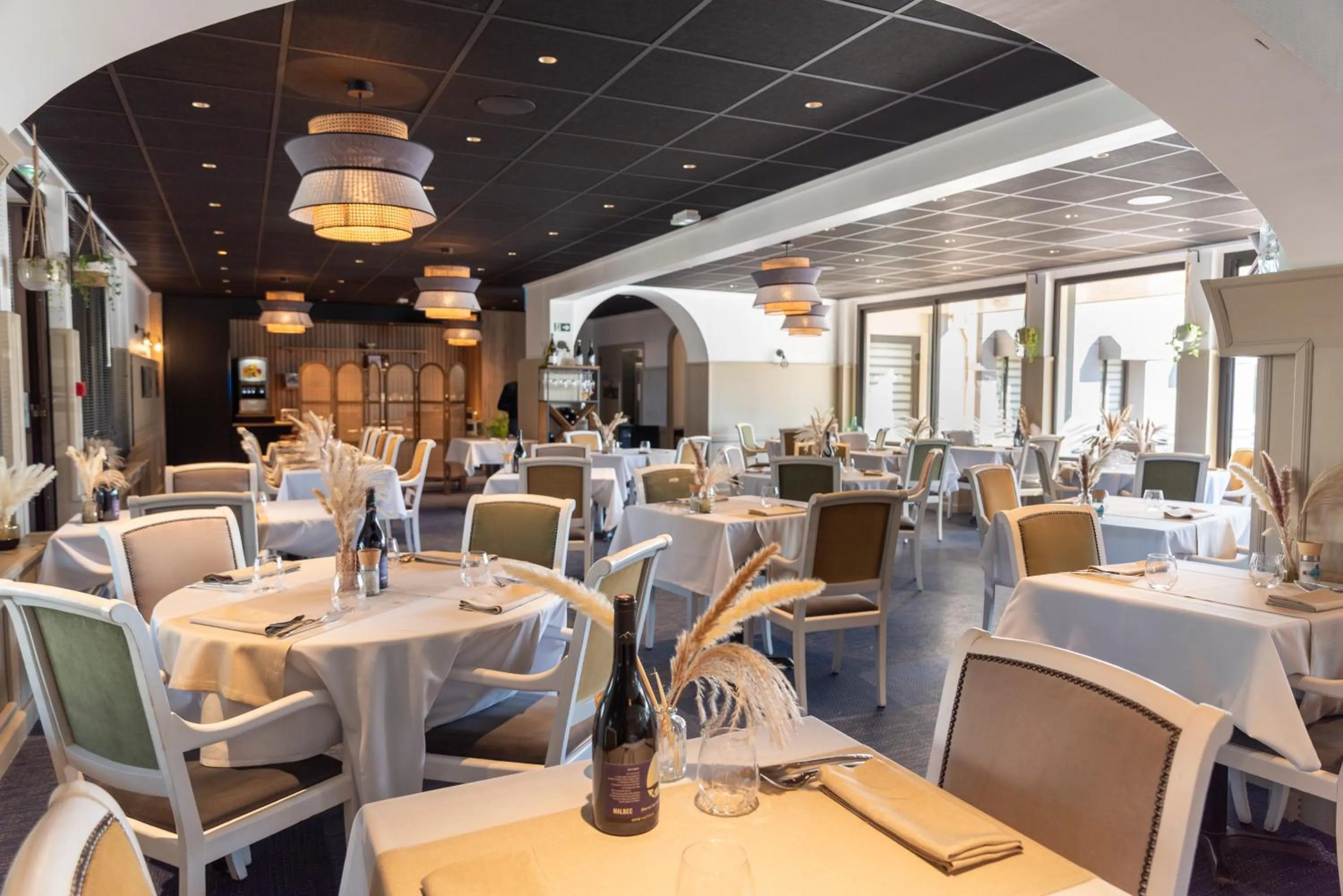 Restaurant/places to eat in Les Treize Assiettes - Hôtel & Restaurant