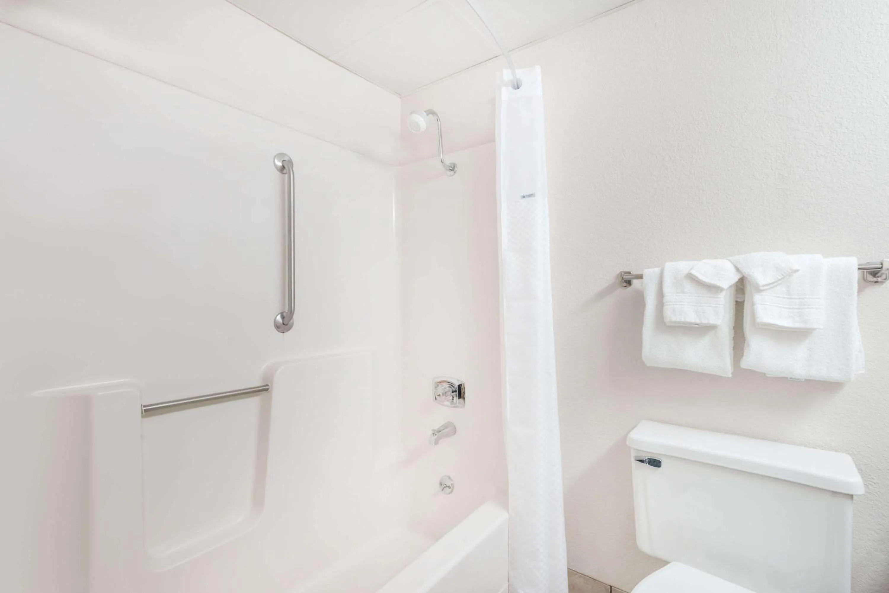 Bathroom in Days Inn by Wyndham Kirksville