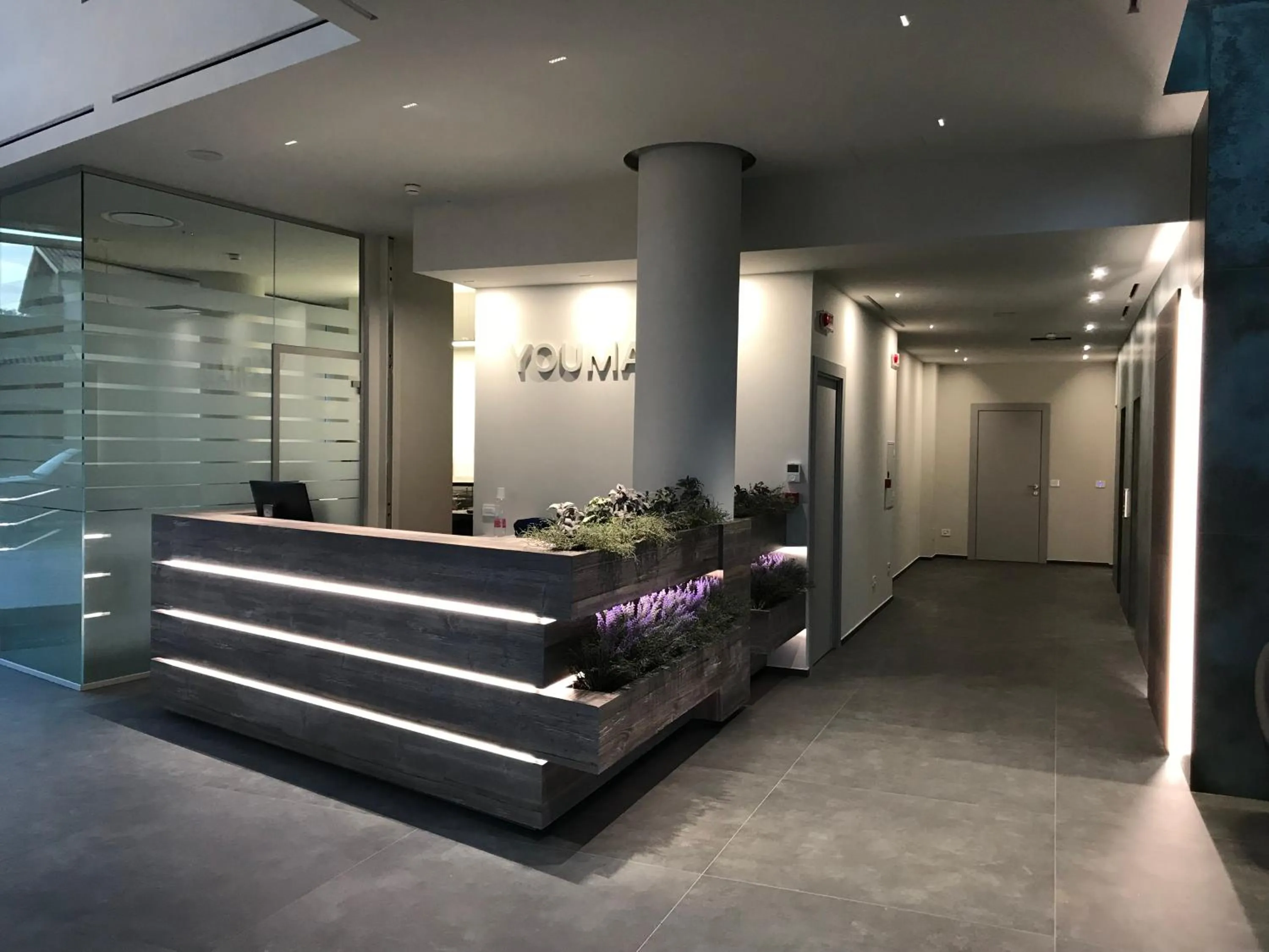 Lobby or reception in YOUMAMI Suite Hotel Wellness&Spa
