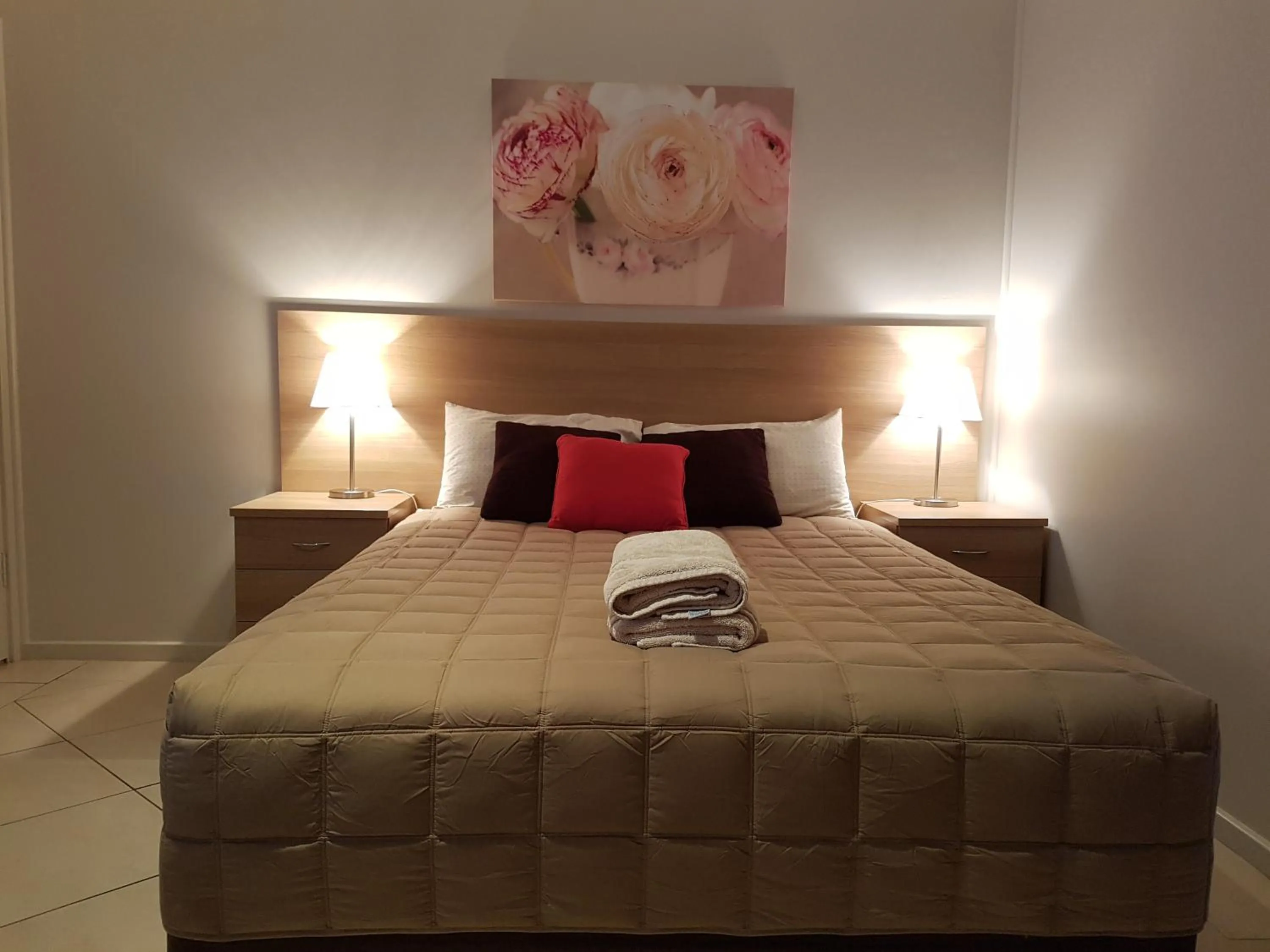 Bed in Central Motel Nelson Bay