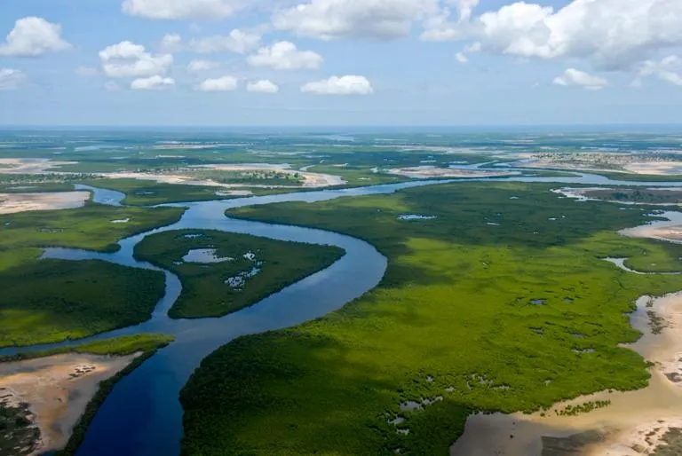 Property building in N'Danthiéné Lodge