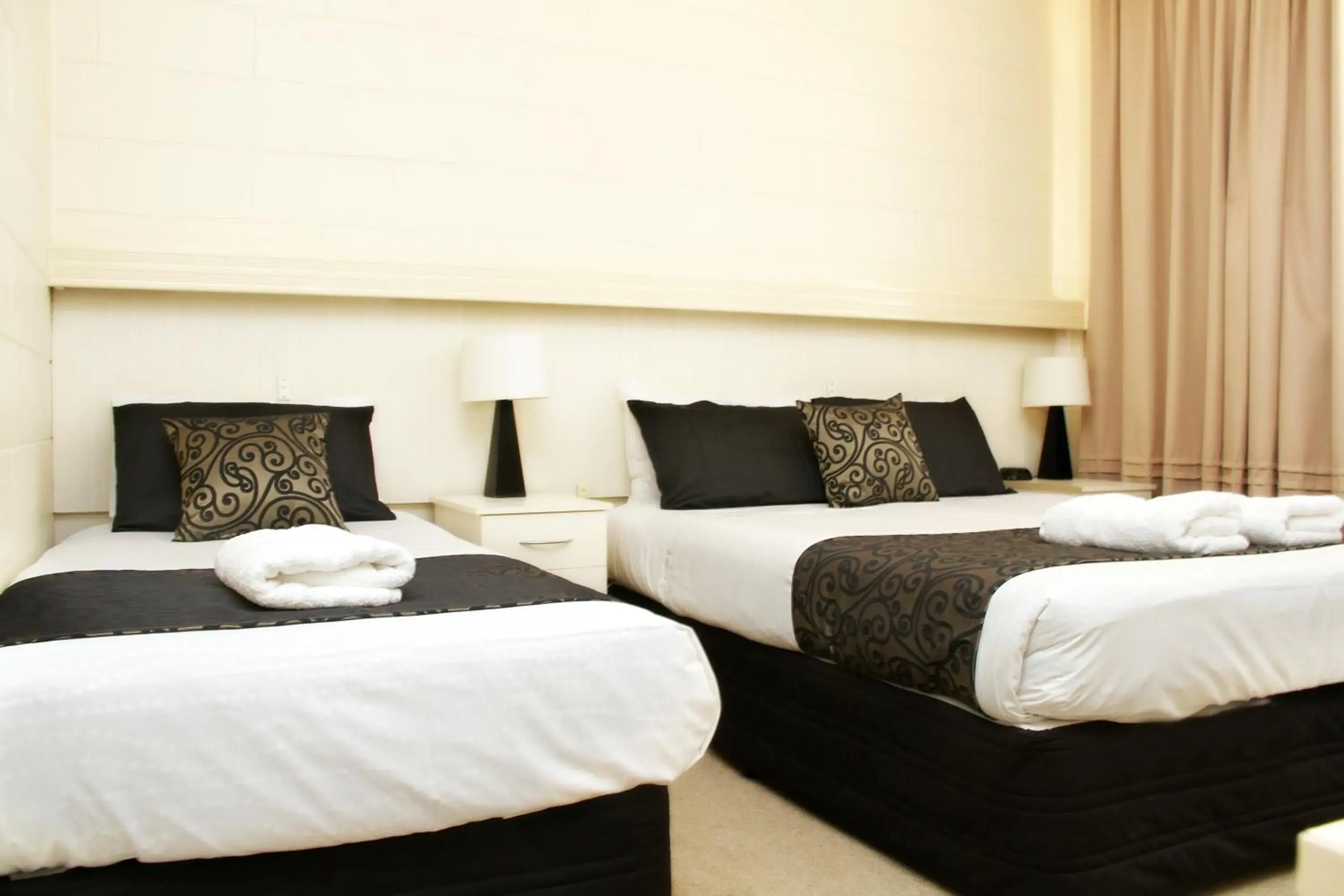 Deluxe Twin Room in Renmark Motor Inn Deluxe Twin Room in Renmark Motor Inn