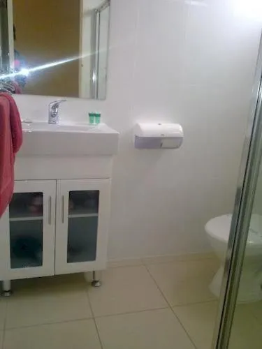 Toilet in Renmark Motor Inn