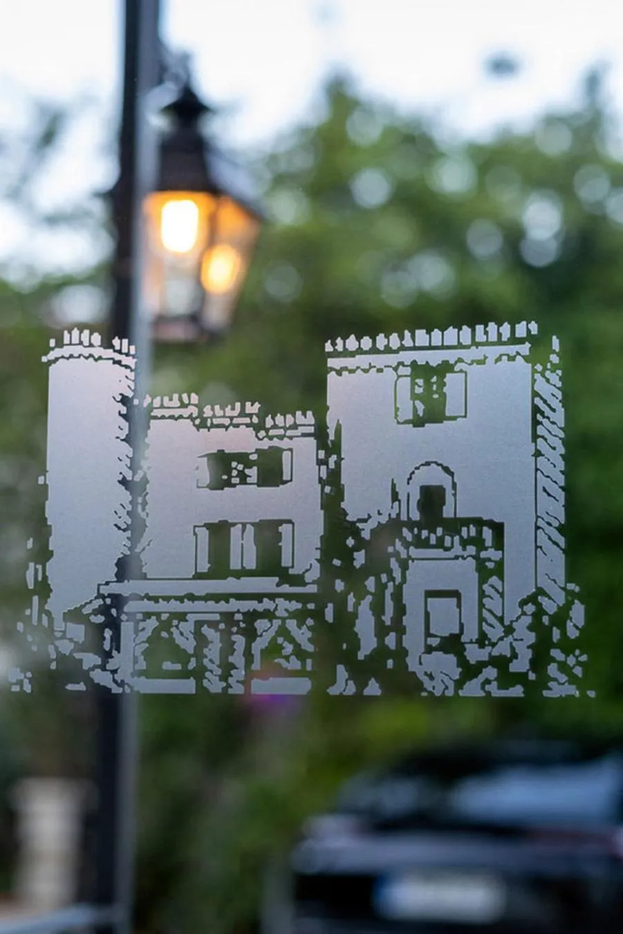 Property building in Hôtel Château de la Tour Cannes