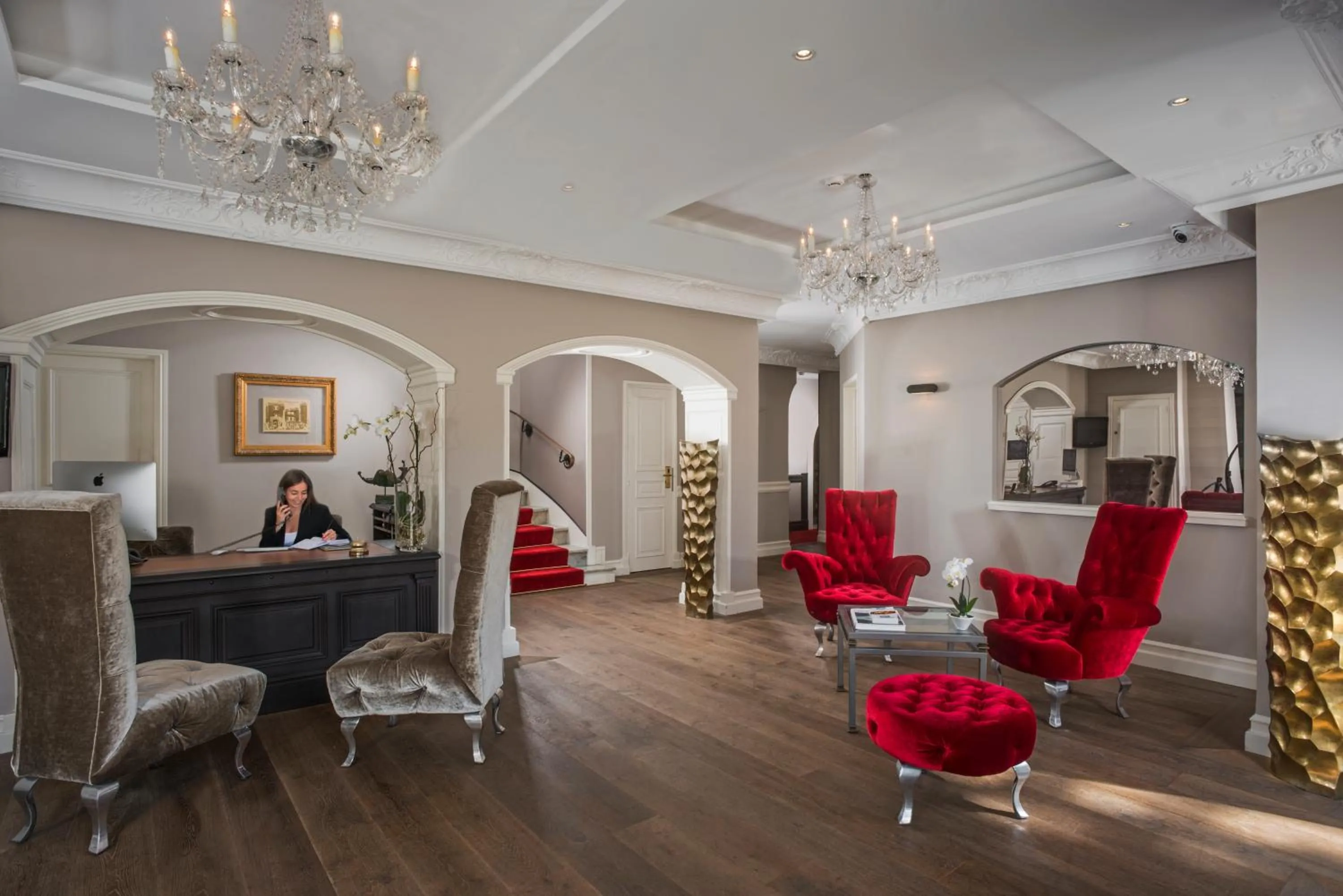 Property building in Hôtel Château de la Tour