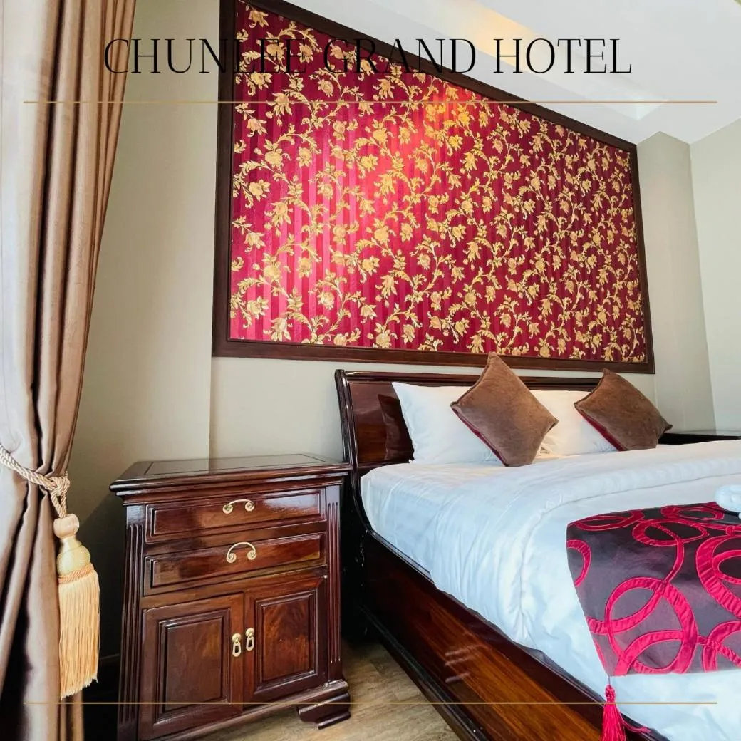 Bed in Chunlee Grand Korat