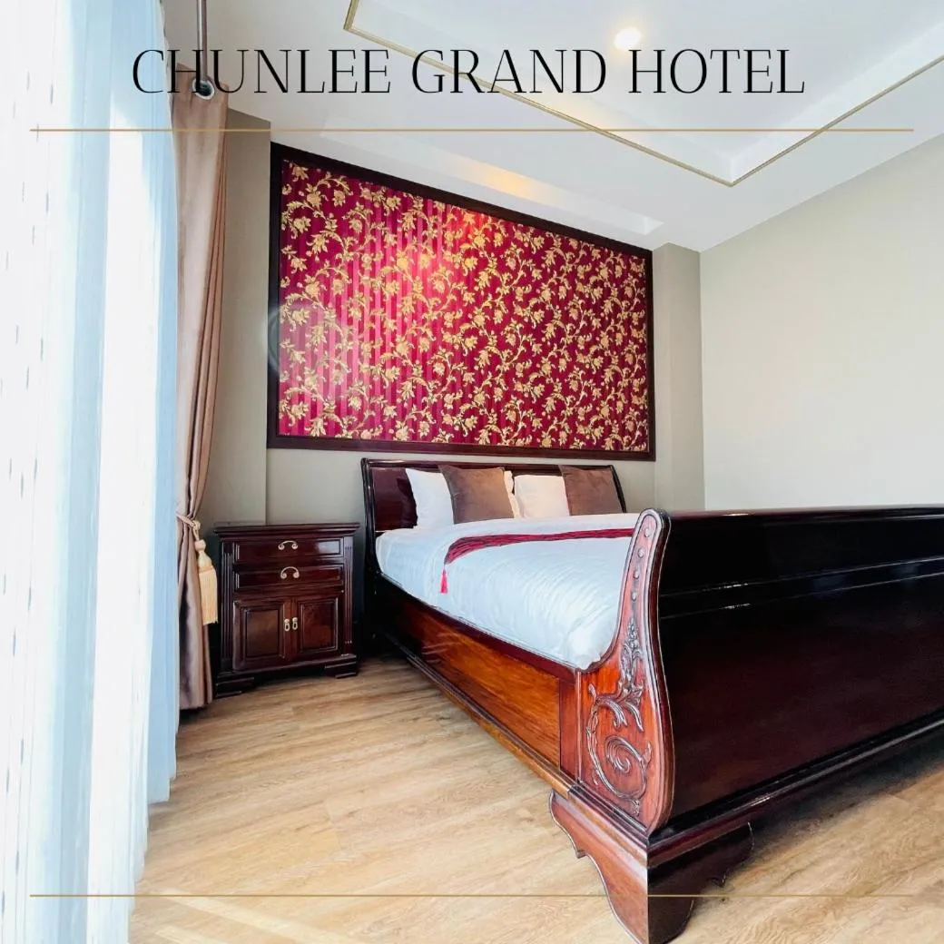 Bed in Chunlee Grand Korat