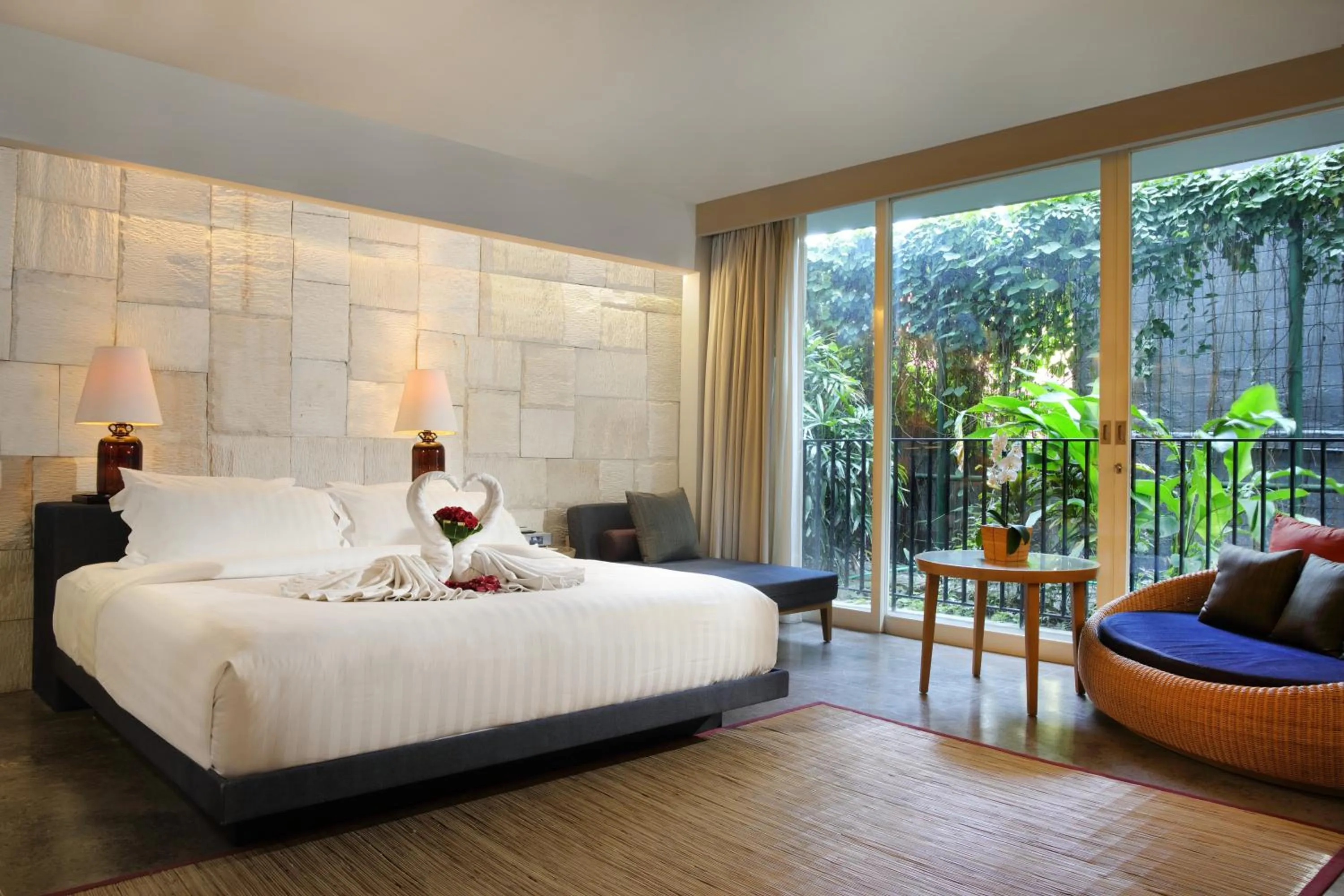 Bedroom, Bed in Cross Paasha Bali Seminyak