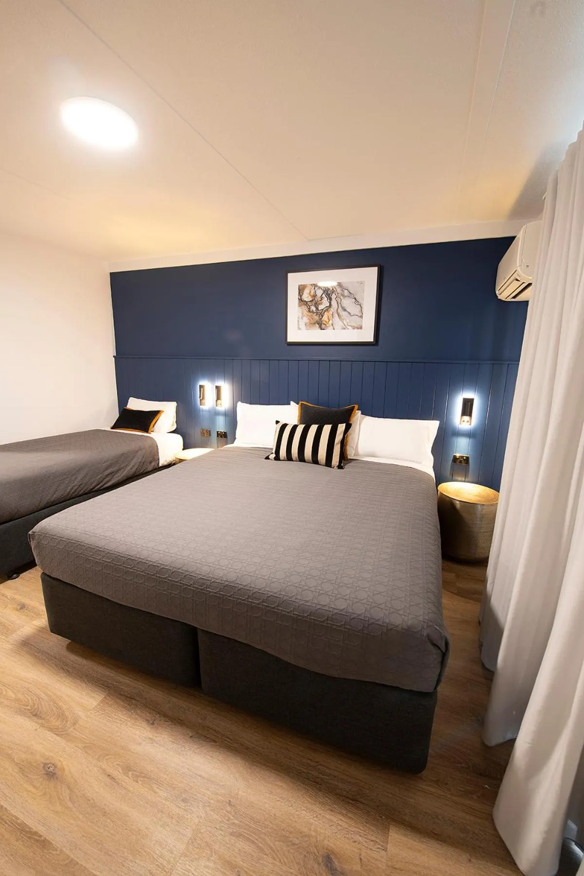 Bed in Southend Hotel